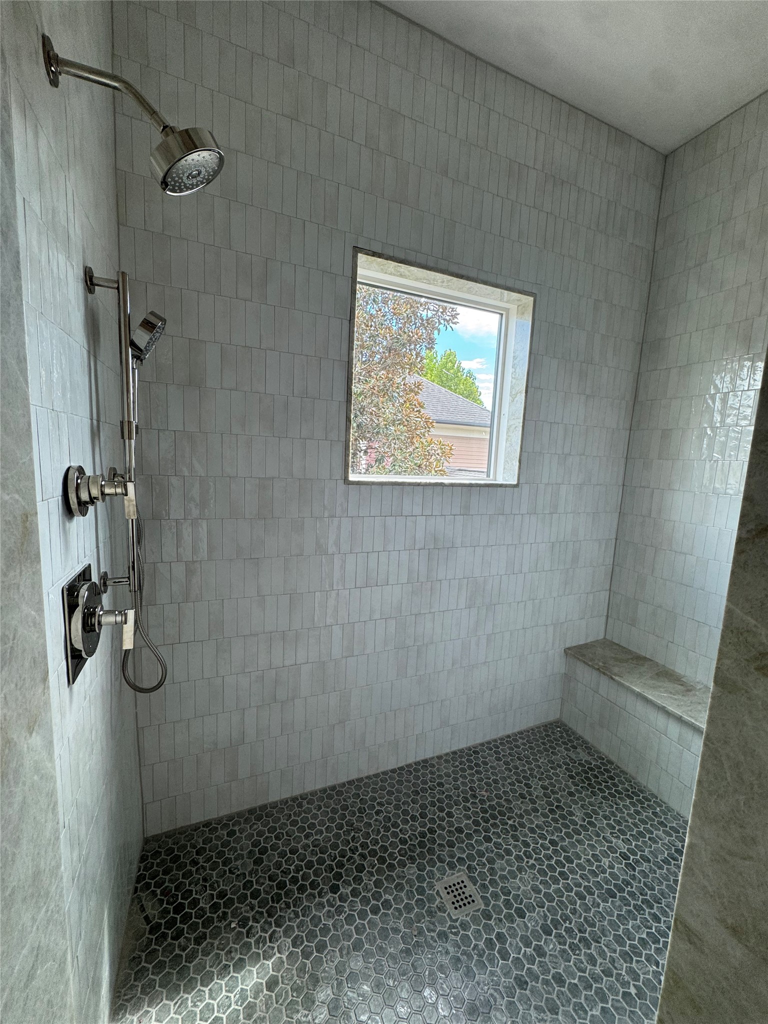 1140 Waverly Street Property Photo 13