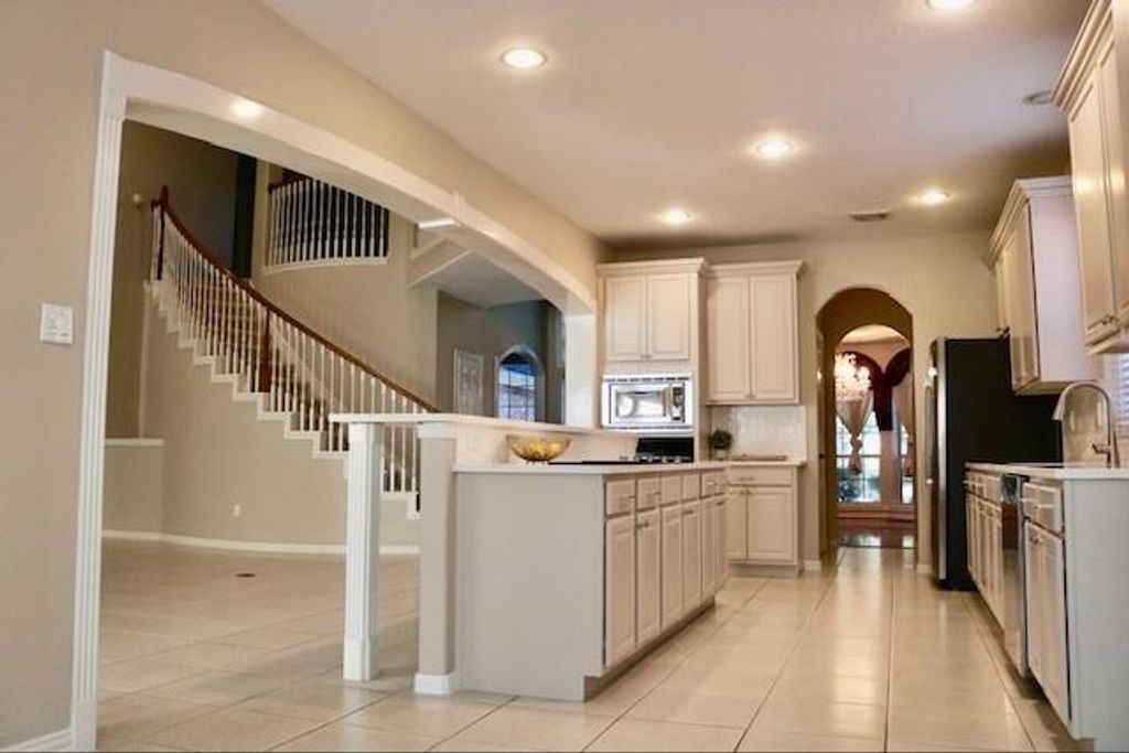 16102 Buckhead Court Property Photo 6