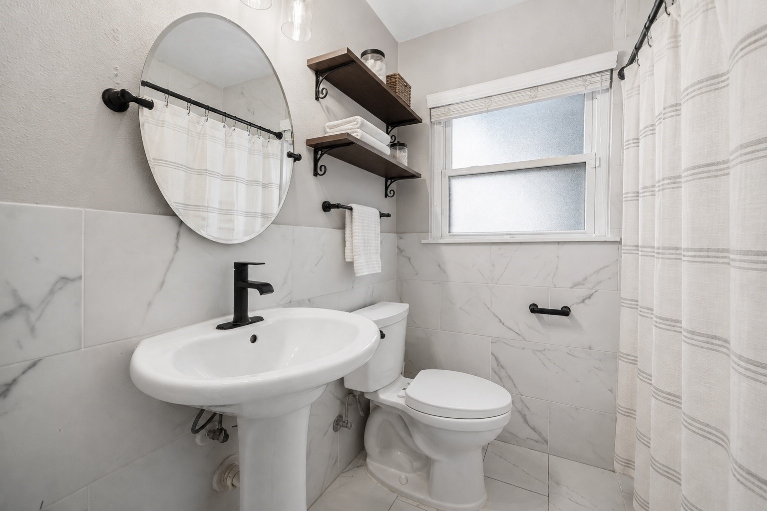 2214 Saxon Drive Property Photo 12