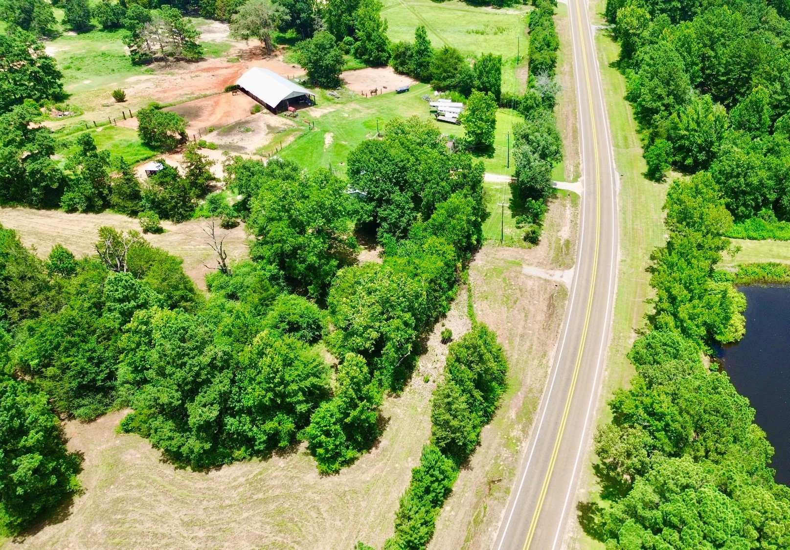 7365 Fm 2022 N Property Photo 4