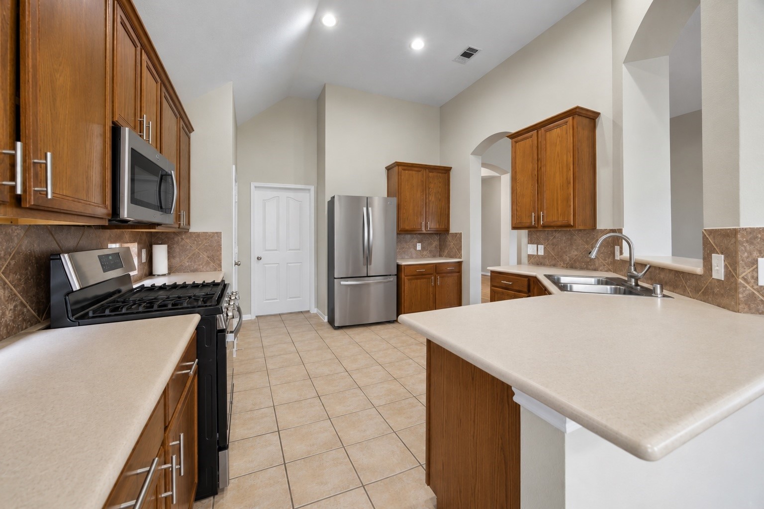 16119 Fleethaven Lane Lane Property Photo 6