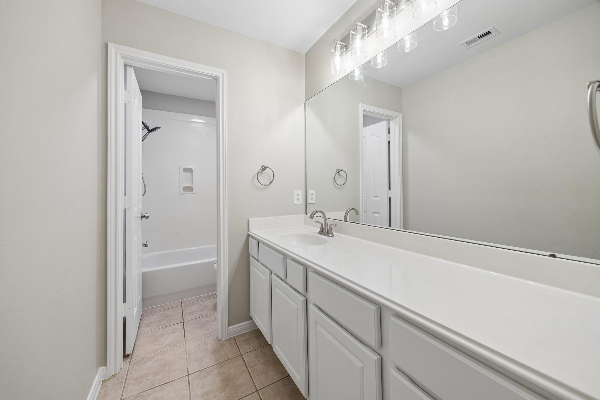 16119 Fleethaven Lane Lane Property Photo 15