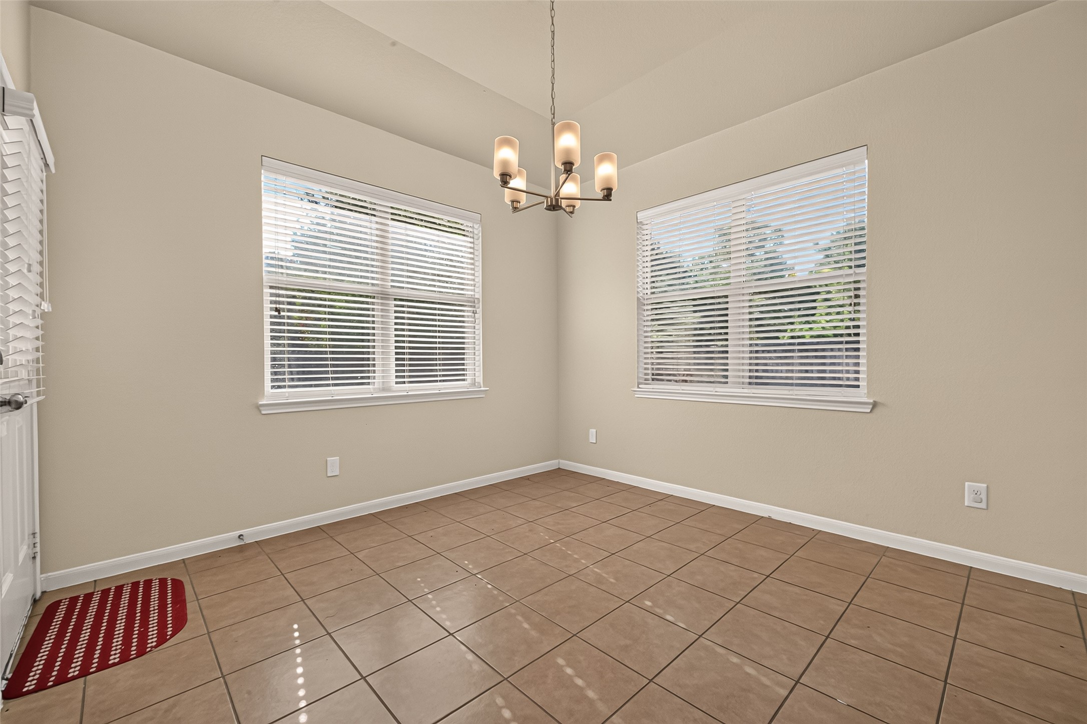 174 Maple Grove Drive Property Photo 11