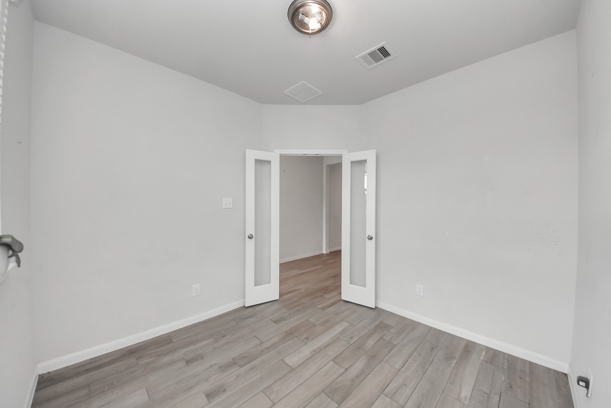 20003 Wild Horse Hollow Lane Property Photo 21