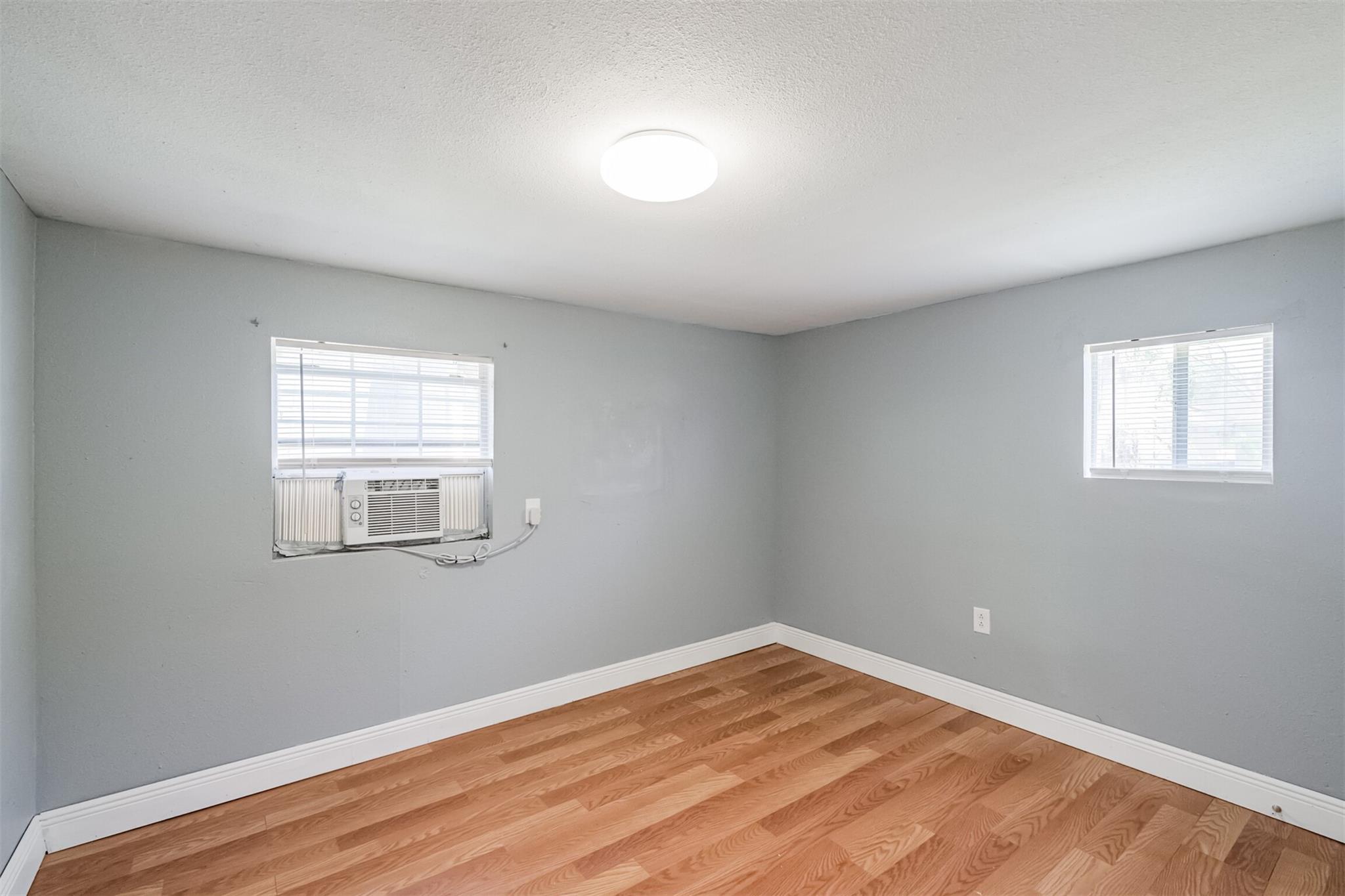 5610 Eskridge Street, Houston Tx 77023 Property Photo 28