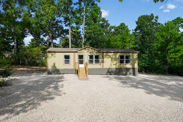 10 Oakwood Drive Property Photo 4