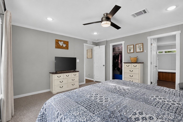 10 Oakwood Drive Property Photo 11