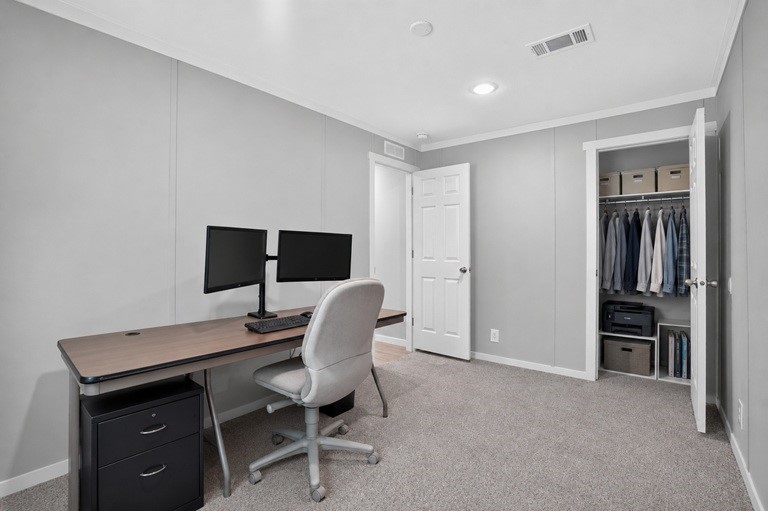 10 Oakwood Drive Property Photo 19