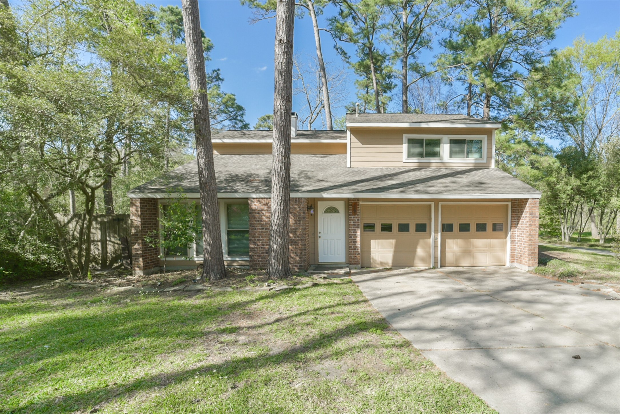 19 Still Glen Court Property Photo 1