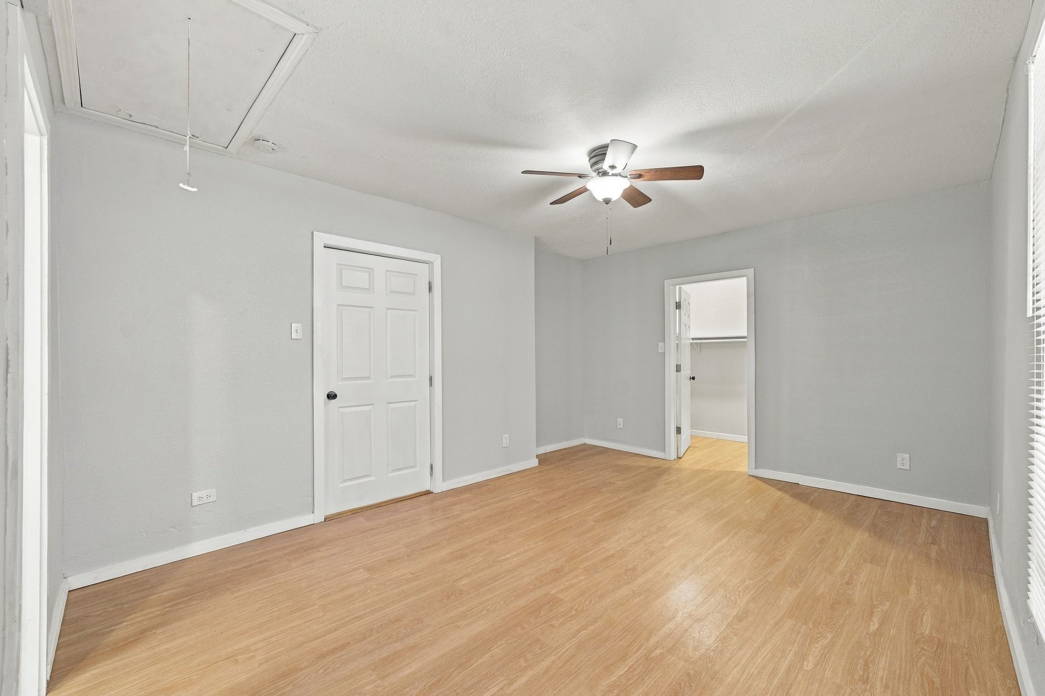 2903 Burkett Street Property Photo 20