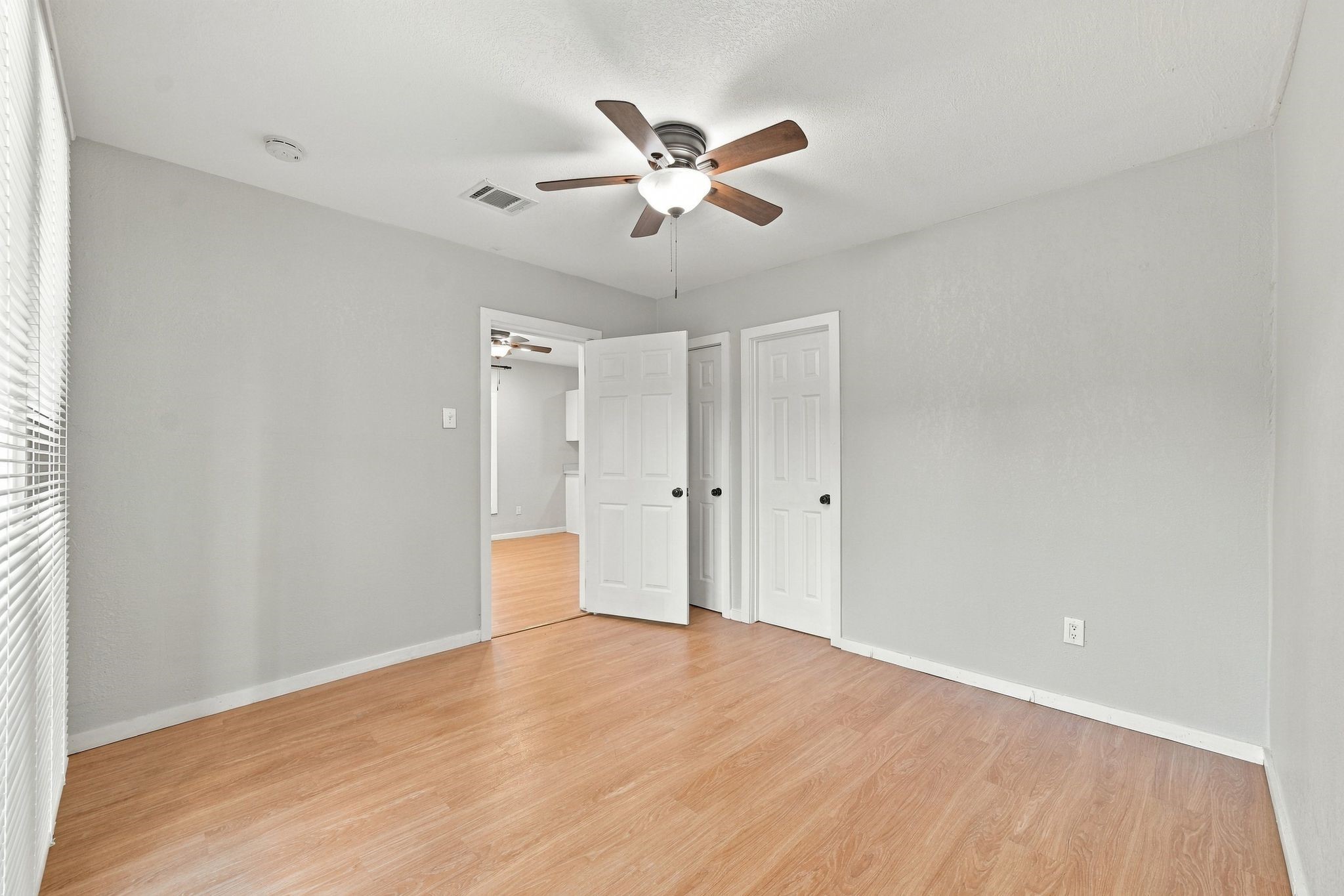 2903 Burkett Street Property Photo 26
