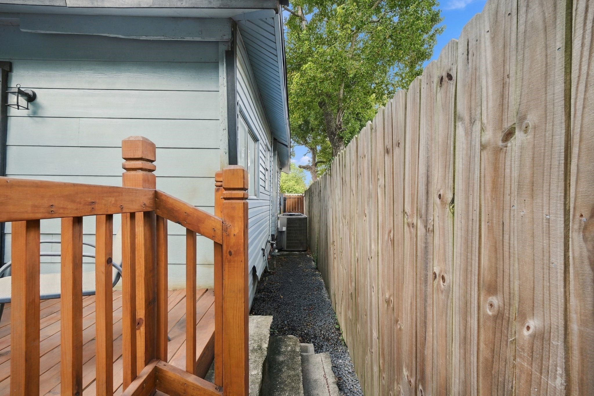 2903 Burkett Street Property Photo 29