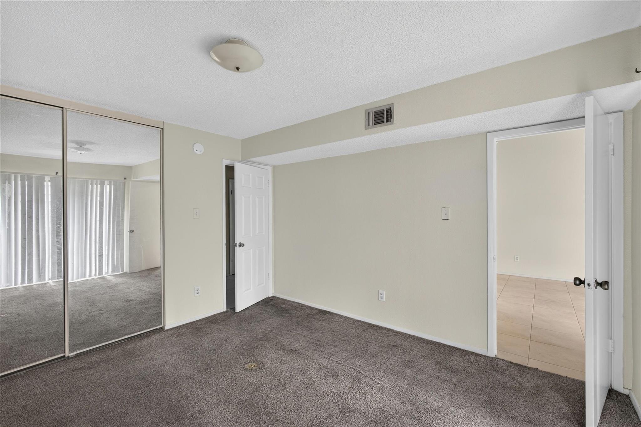 11881 Bob White Drive # 828, Houston Tx 77035 Property Photo 18