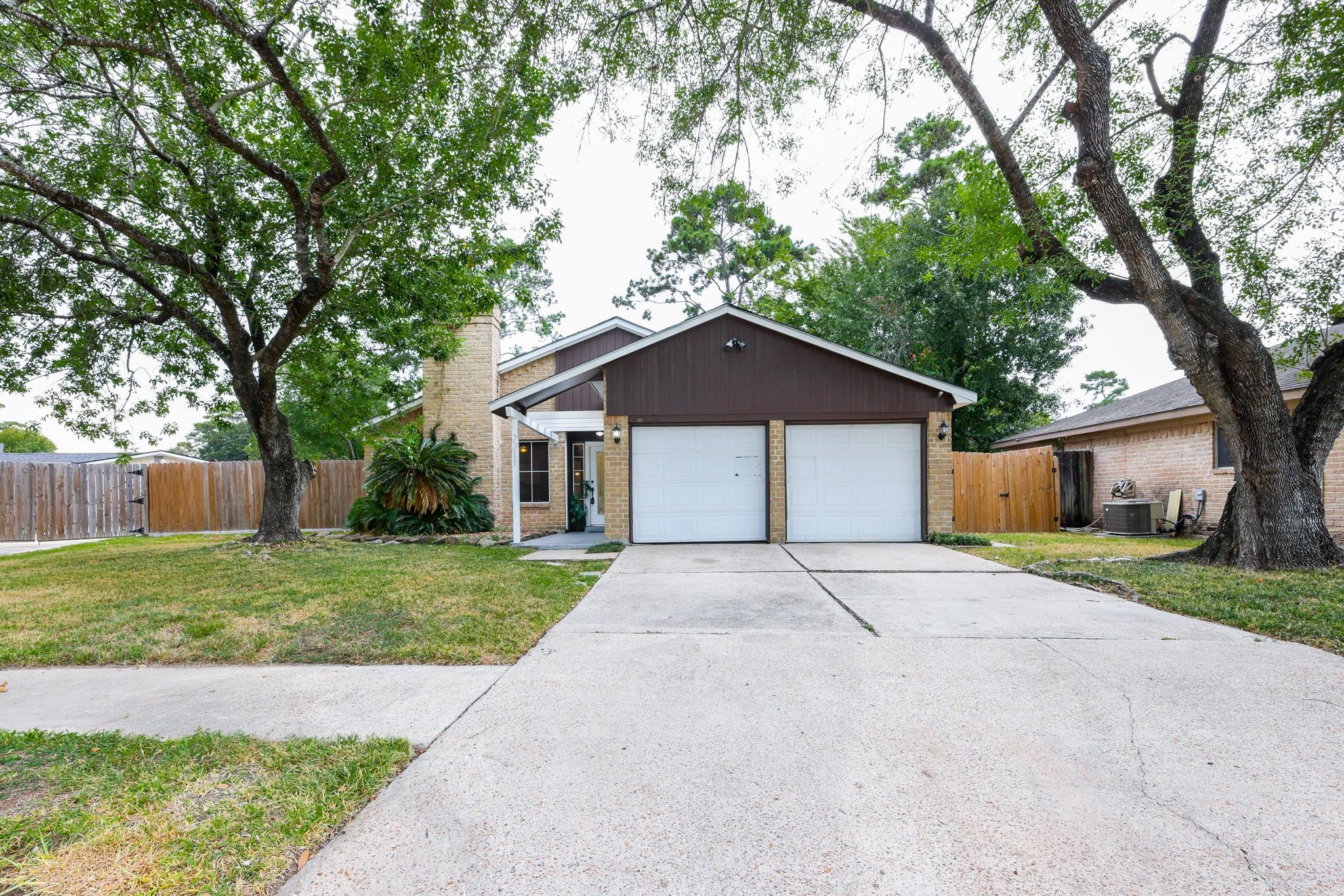 7211 Foxside Lane, Humble TX 77338 Property Photo 1