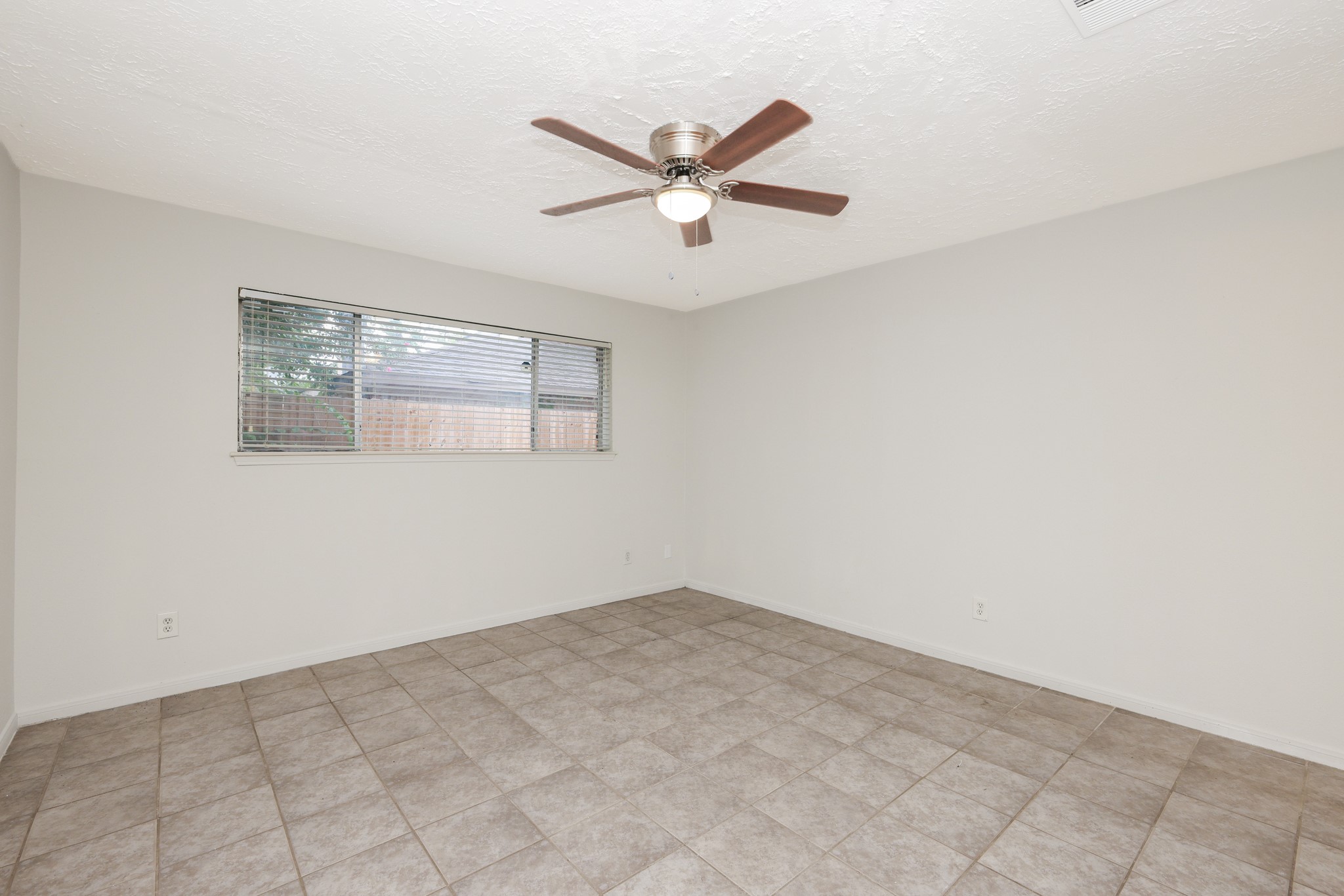 7211 Foxside Lane Property Photo 15