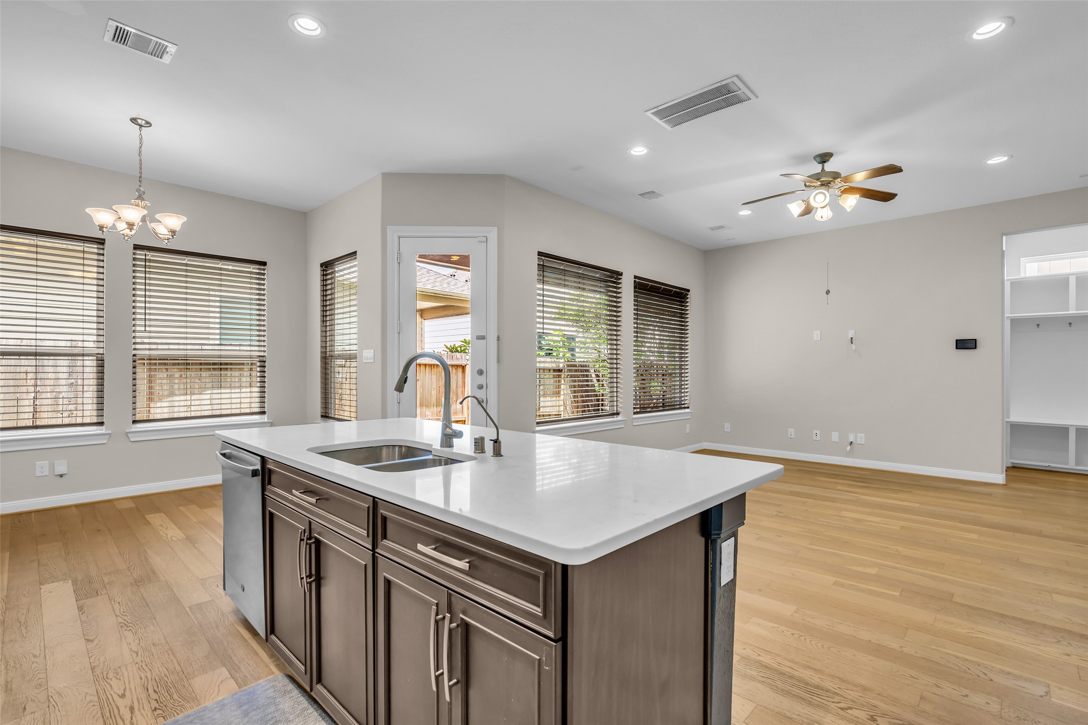 10004 Steeple Farms Drive Property Photo 11