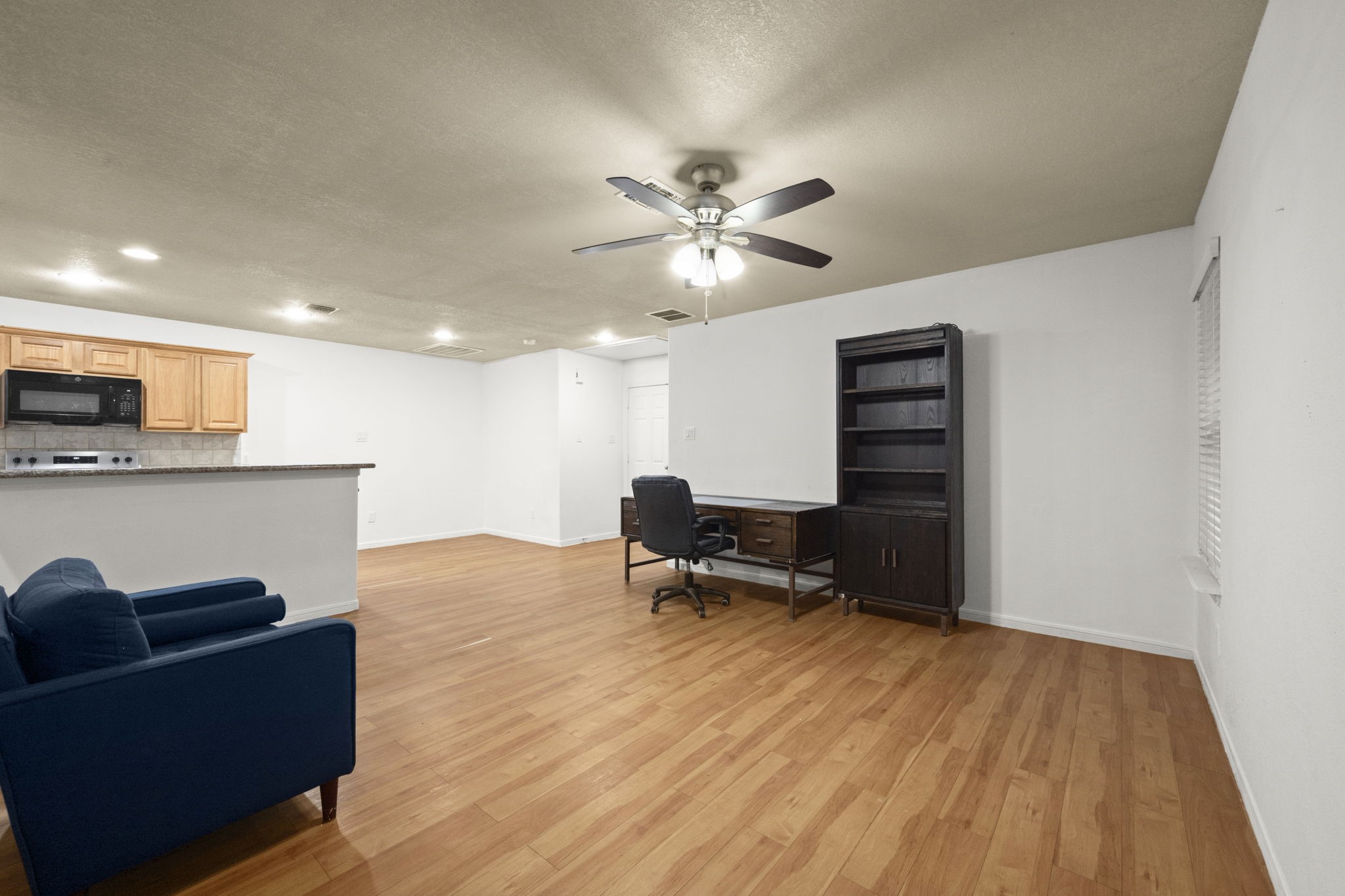 16807 Crestmont Property Photo 13