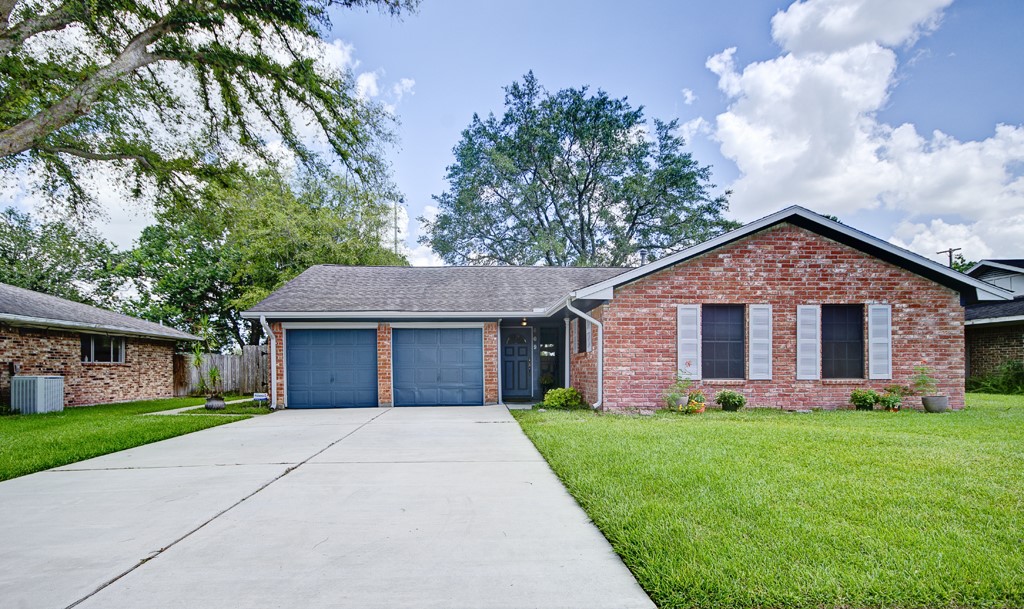 609 Mary Ann Drive Property Photo 1