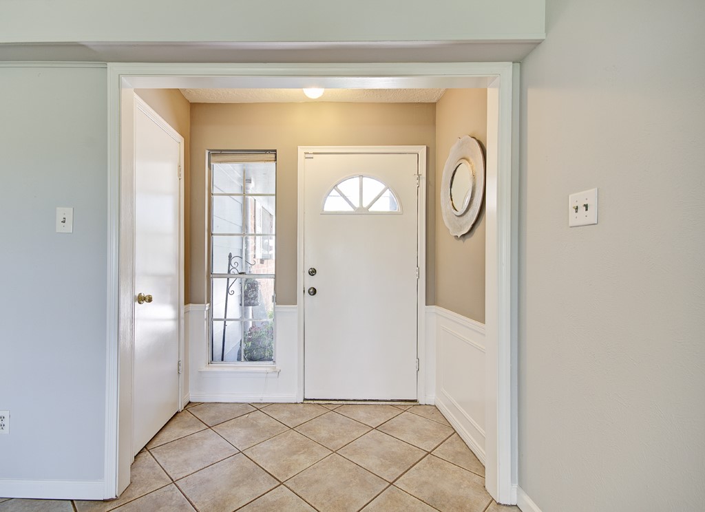 609 Mary Ann Drive Property Photo 13
