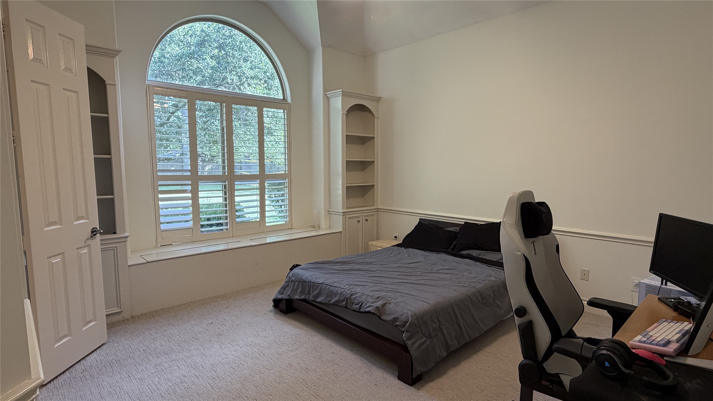 8615 Haven Woods Way Property Photo 9
