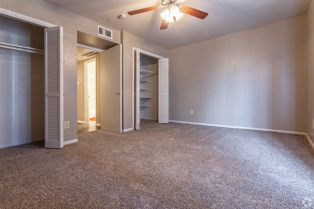 480 W Parker Road 16 Property Photo 15