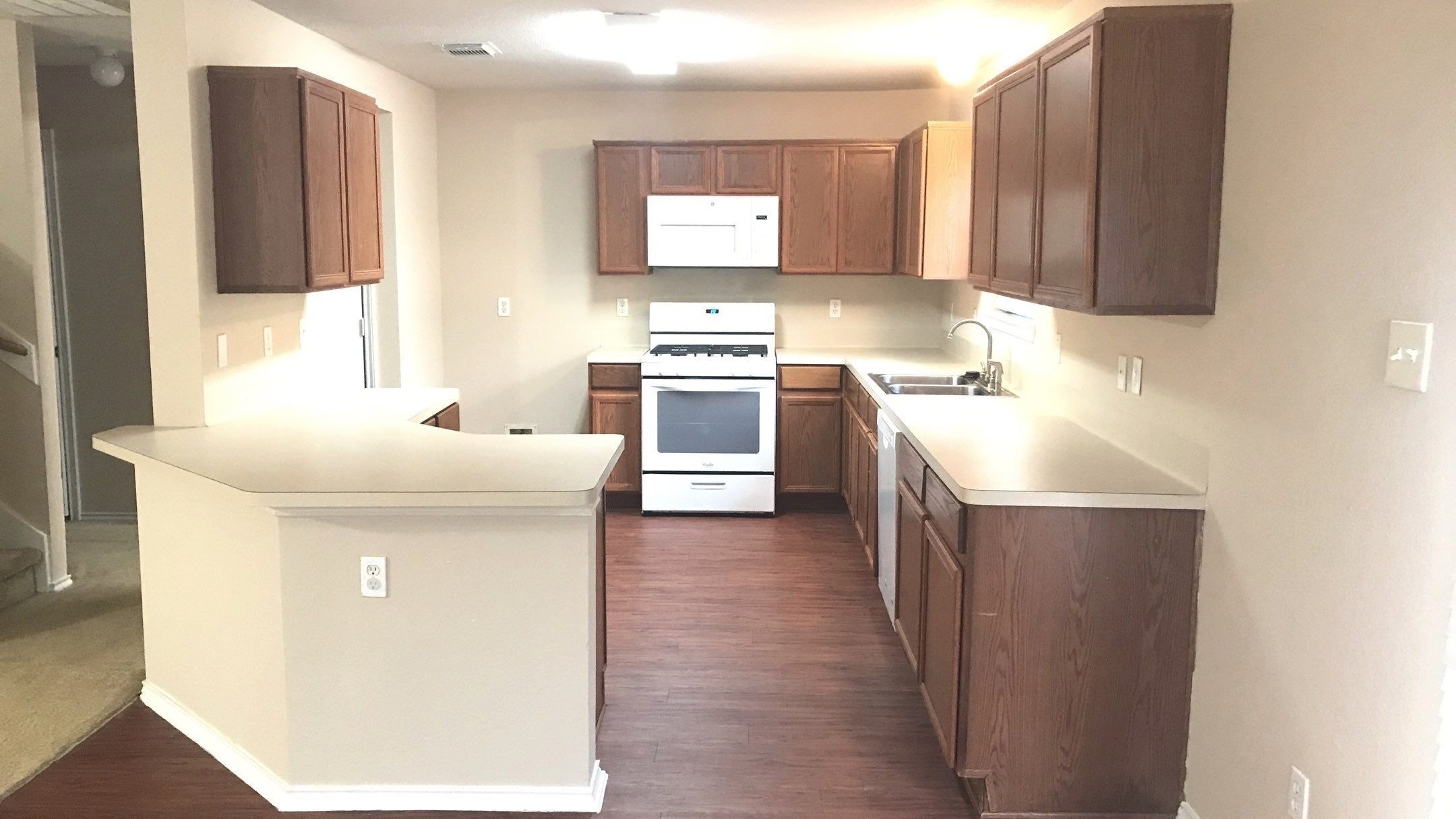 18114 Valebluff Lane Property Photo 4
