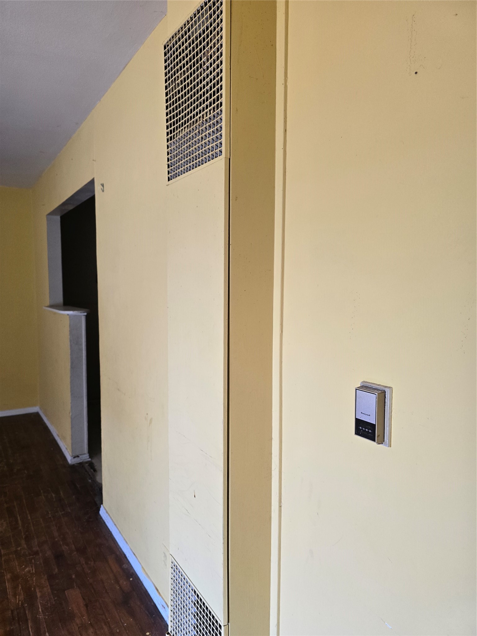 2611 1st St Property Photo 13