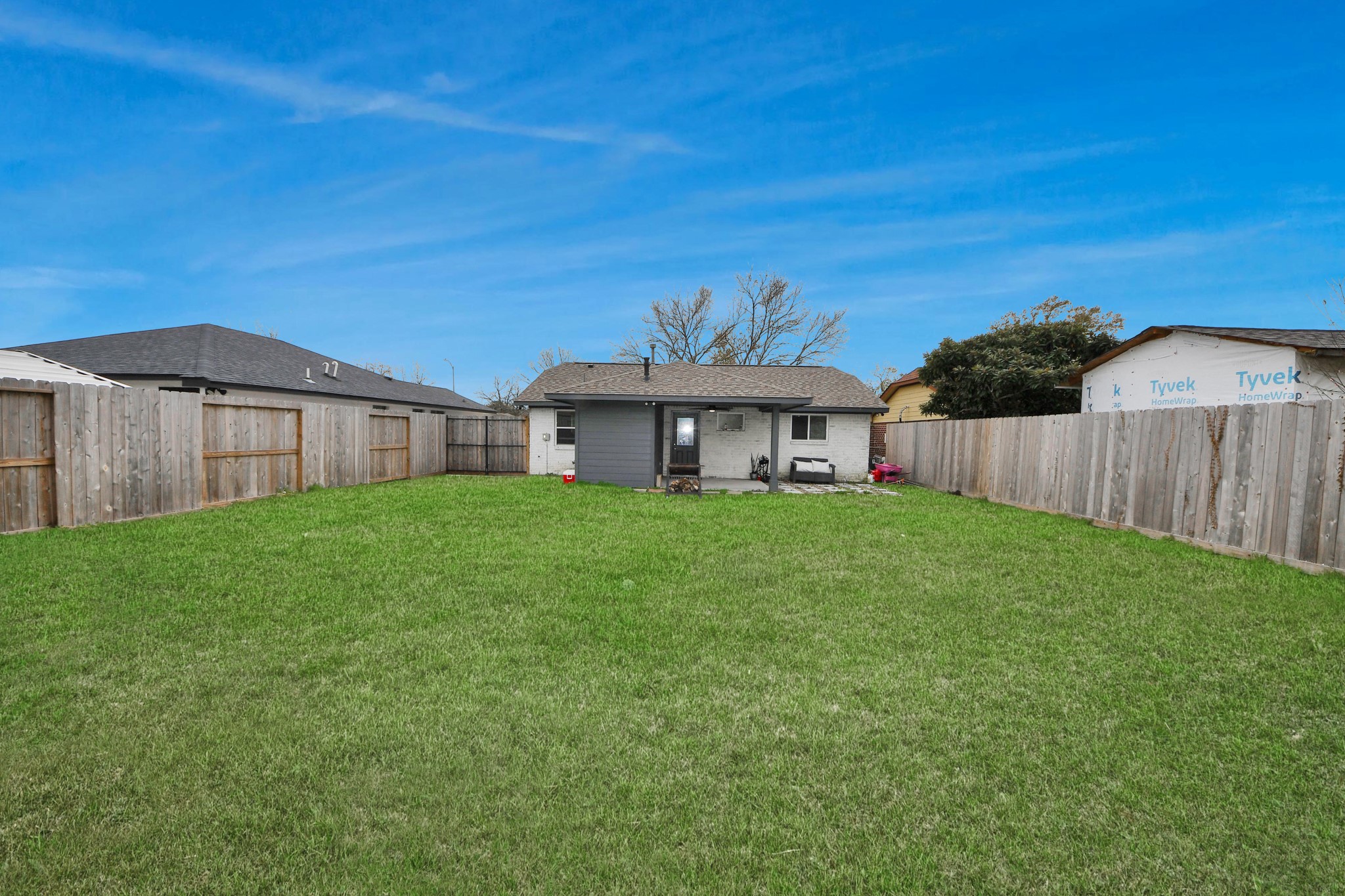 834 Ellington Street Property Photo 31