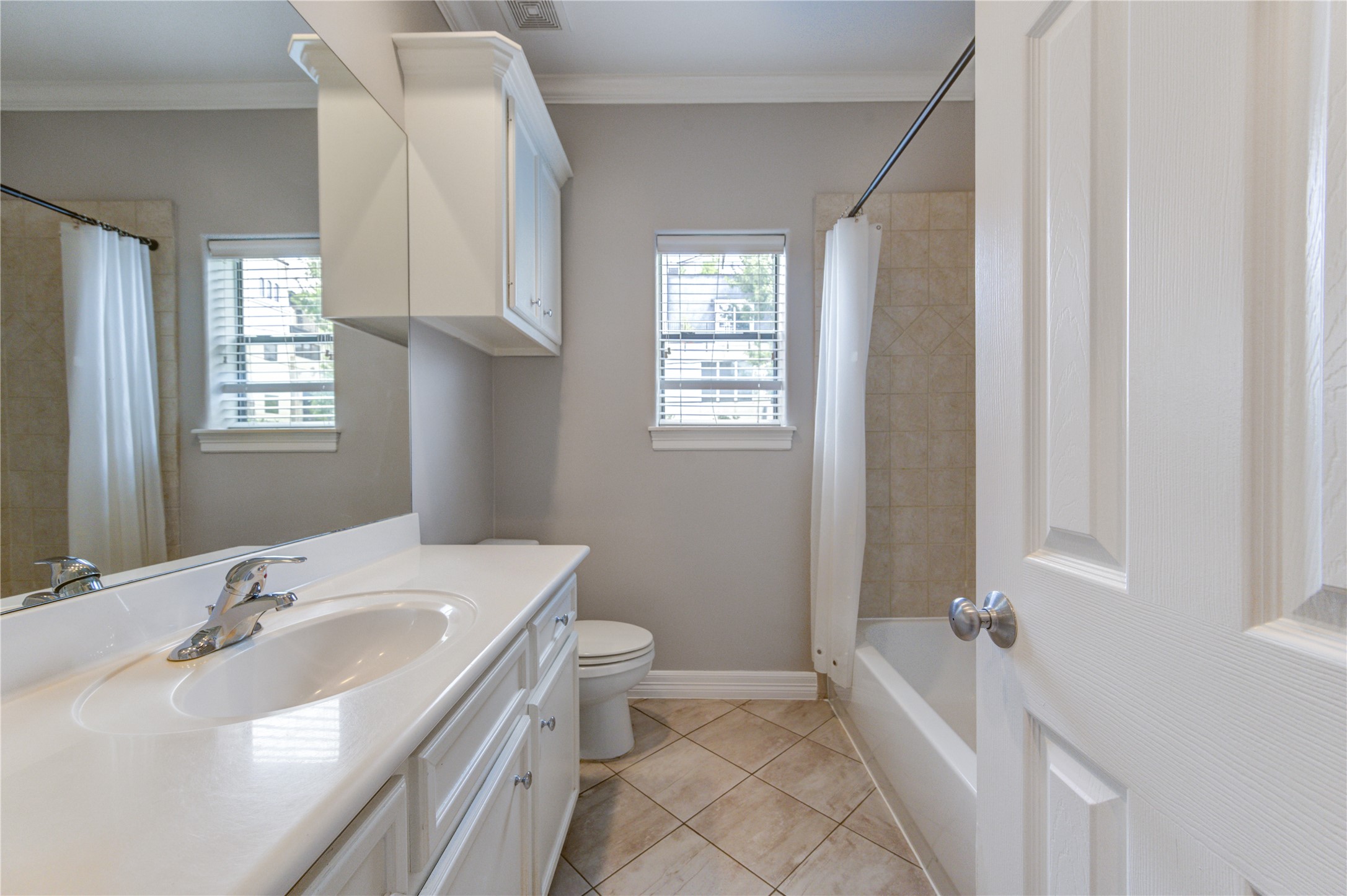 1433 Utah Street Property Photo 5