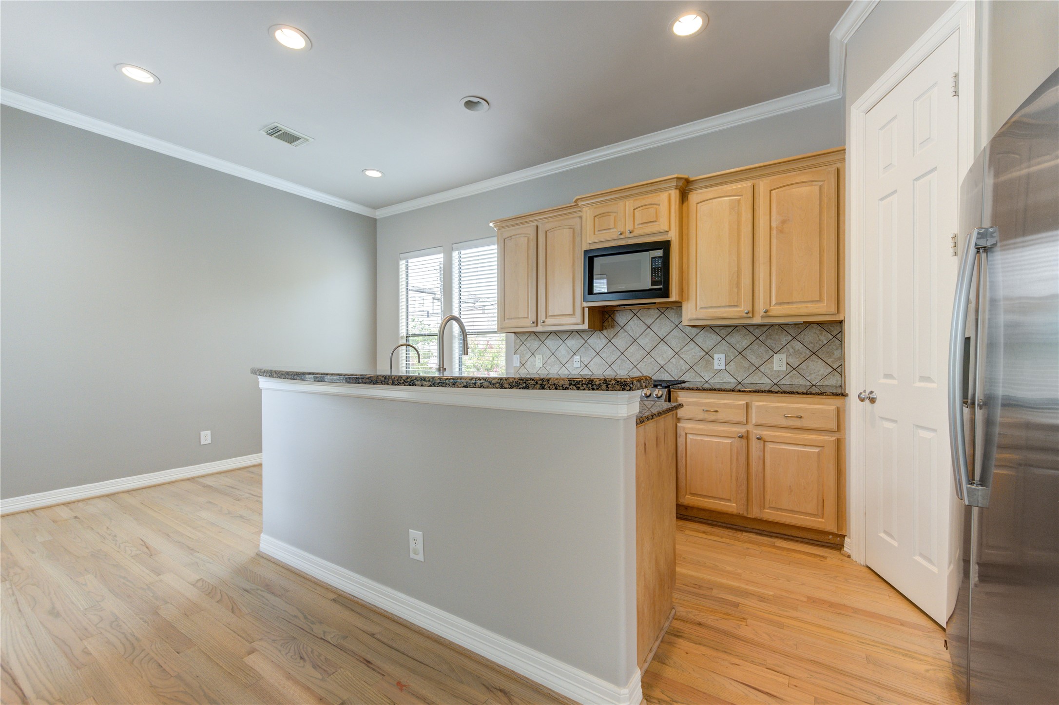 1433 Utah Street Property Photo 11