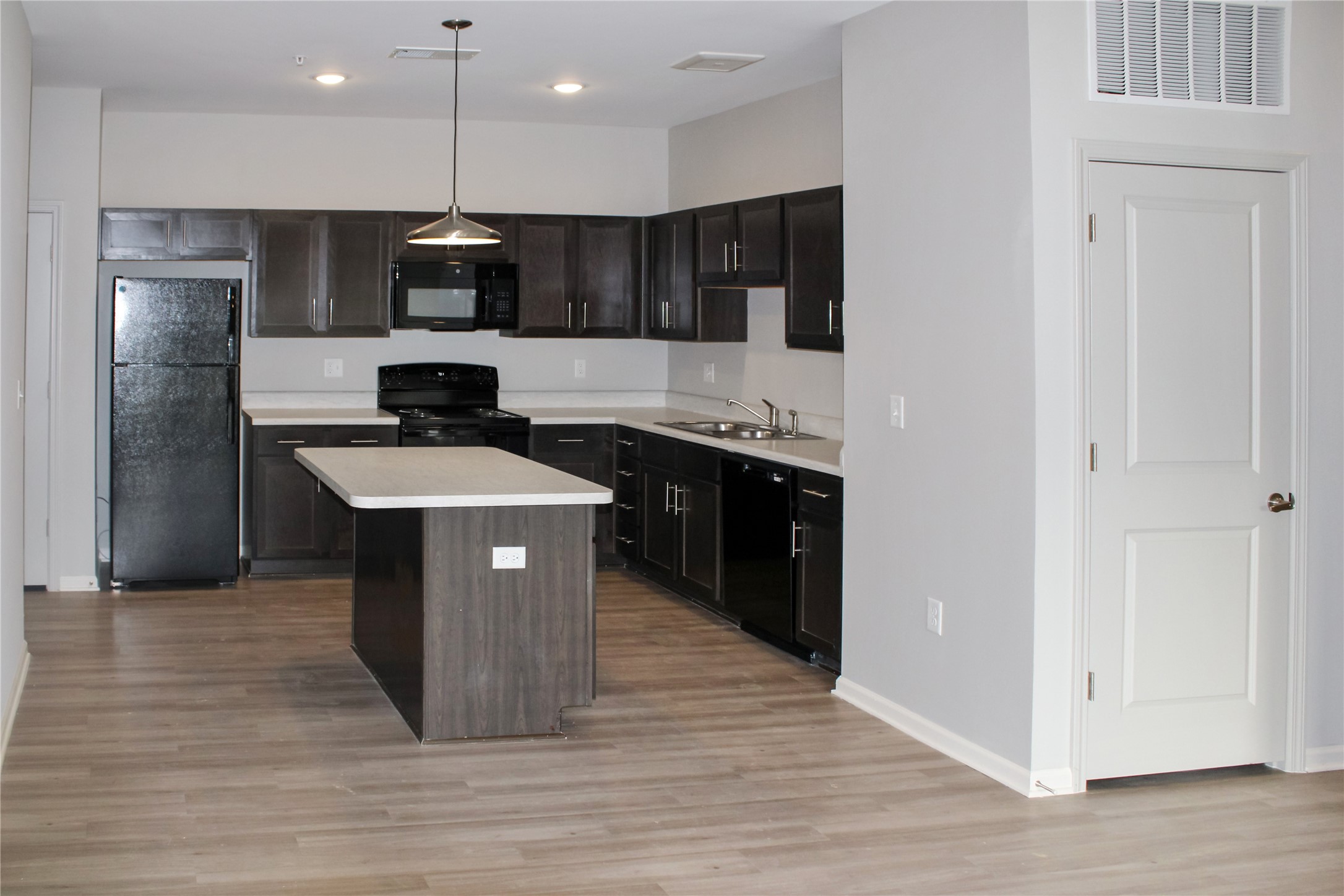 1014 Jefferson View Wy Property Photo 4