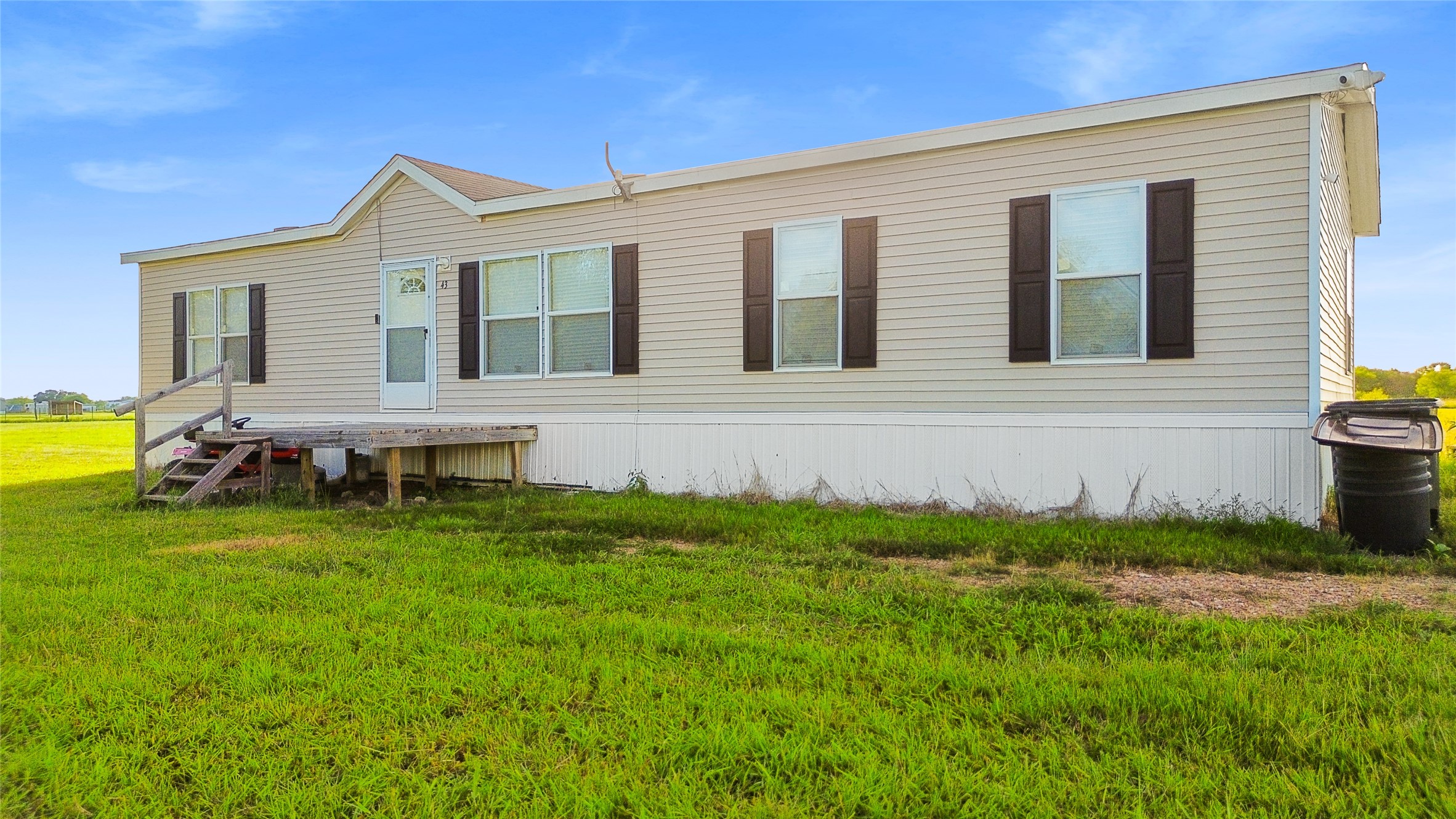 43 Ironwood Road Property Photo 3
