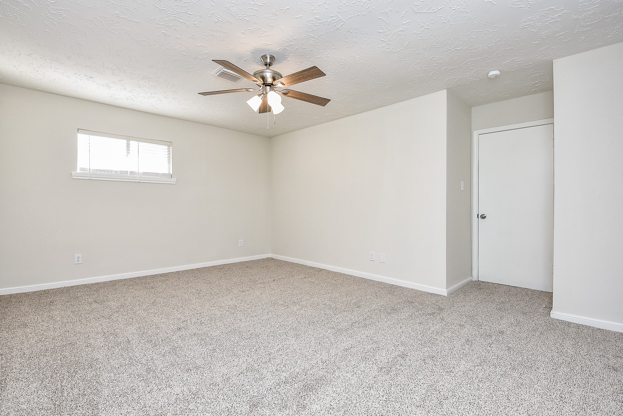 8134 Ivan Reid Drive Property Photo 21