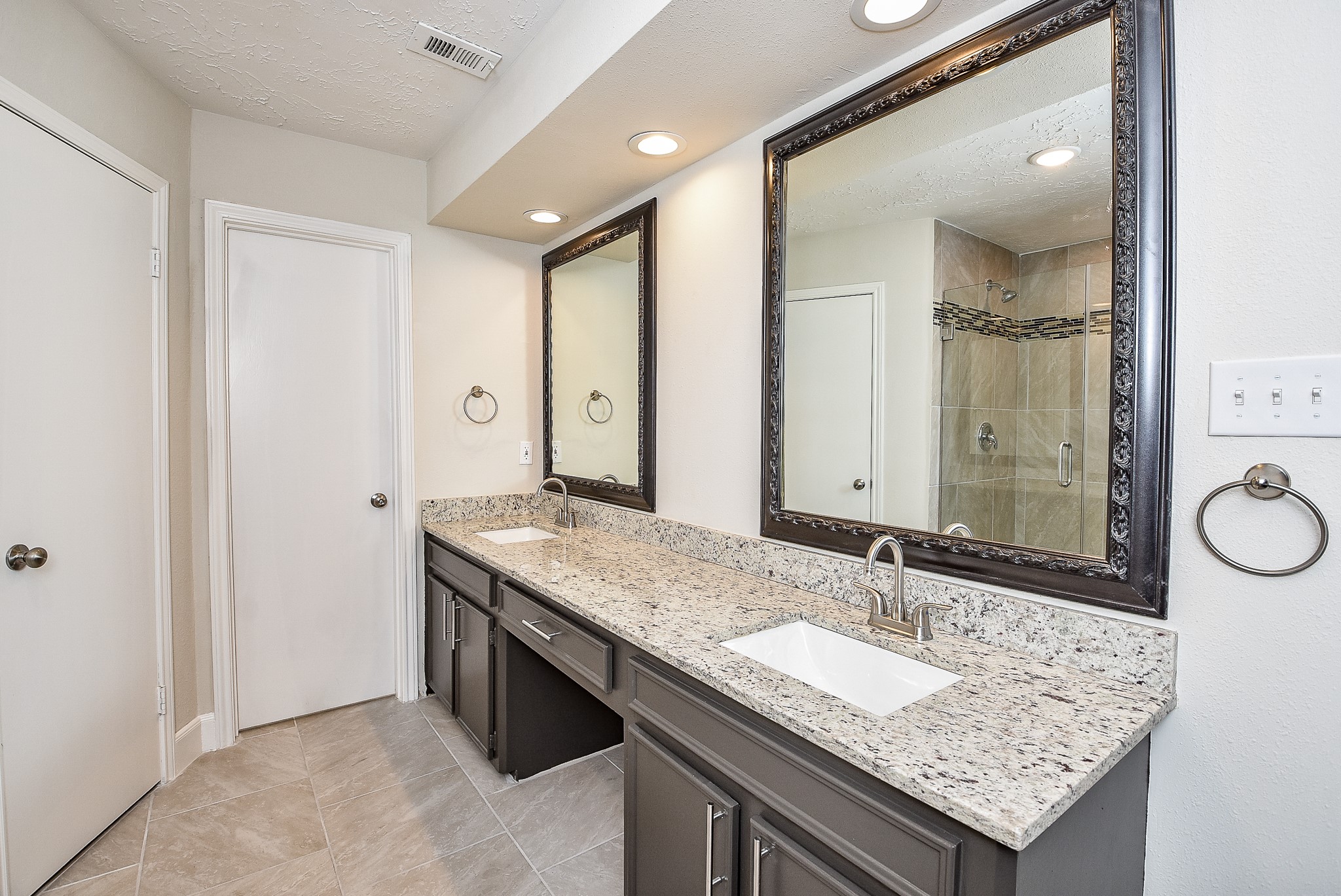 8134 Ivan Reid Drive Property Photo 25