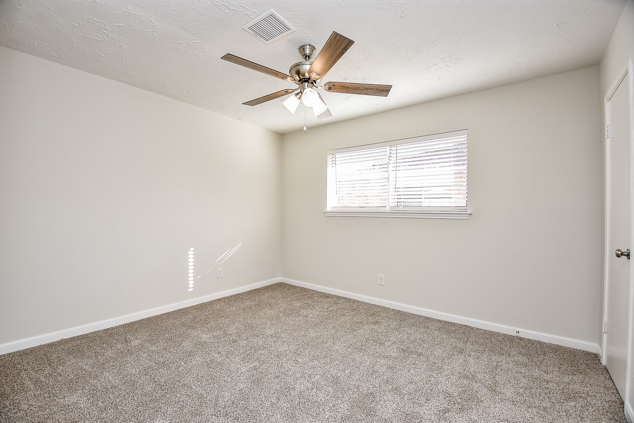 8134 Ivan Reid Drive Property Photo 26