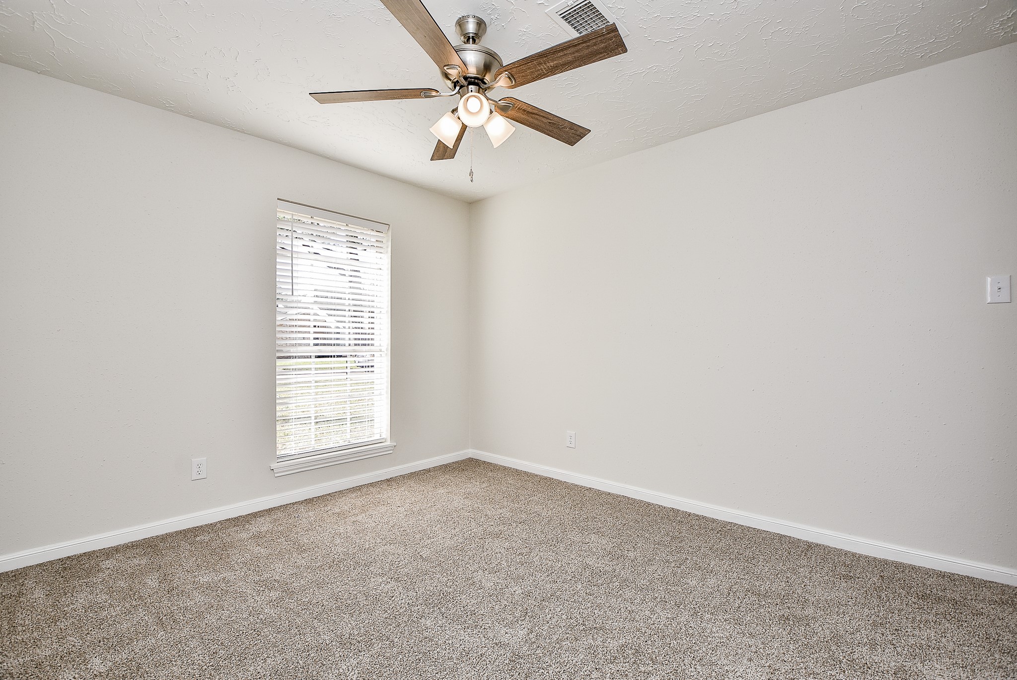 8134 Ivan Reid Drive Property Photo 30