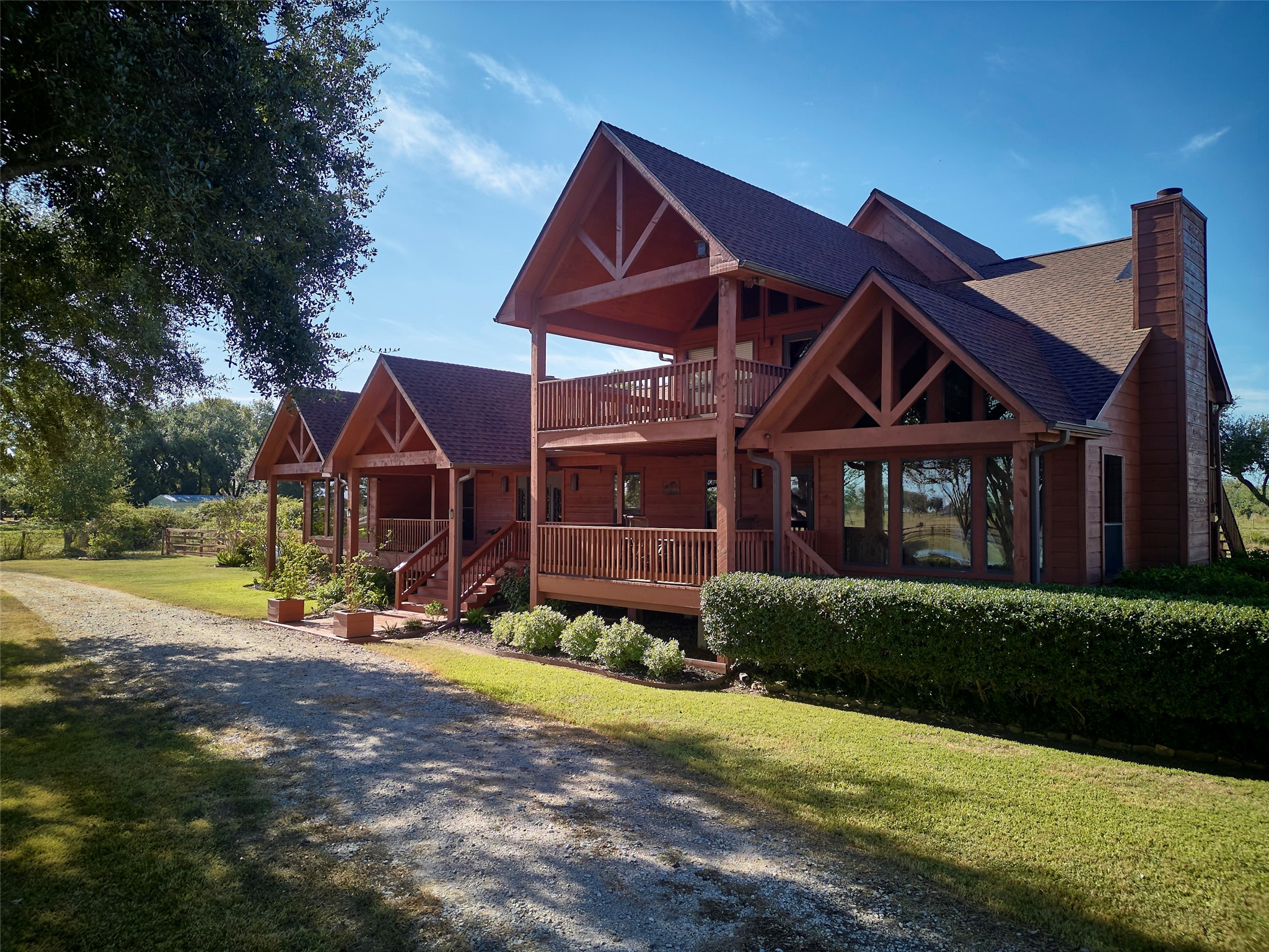 5140 Baker Road Property Photo 2