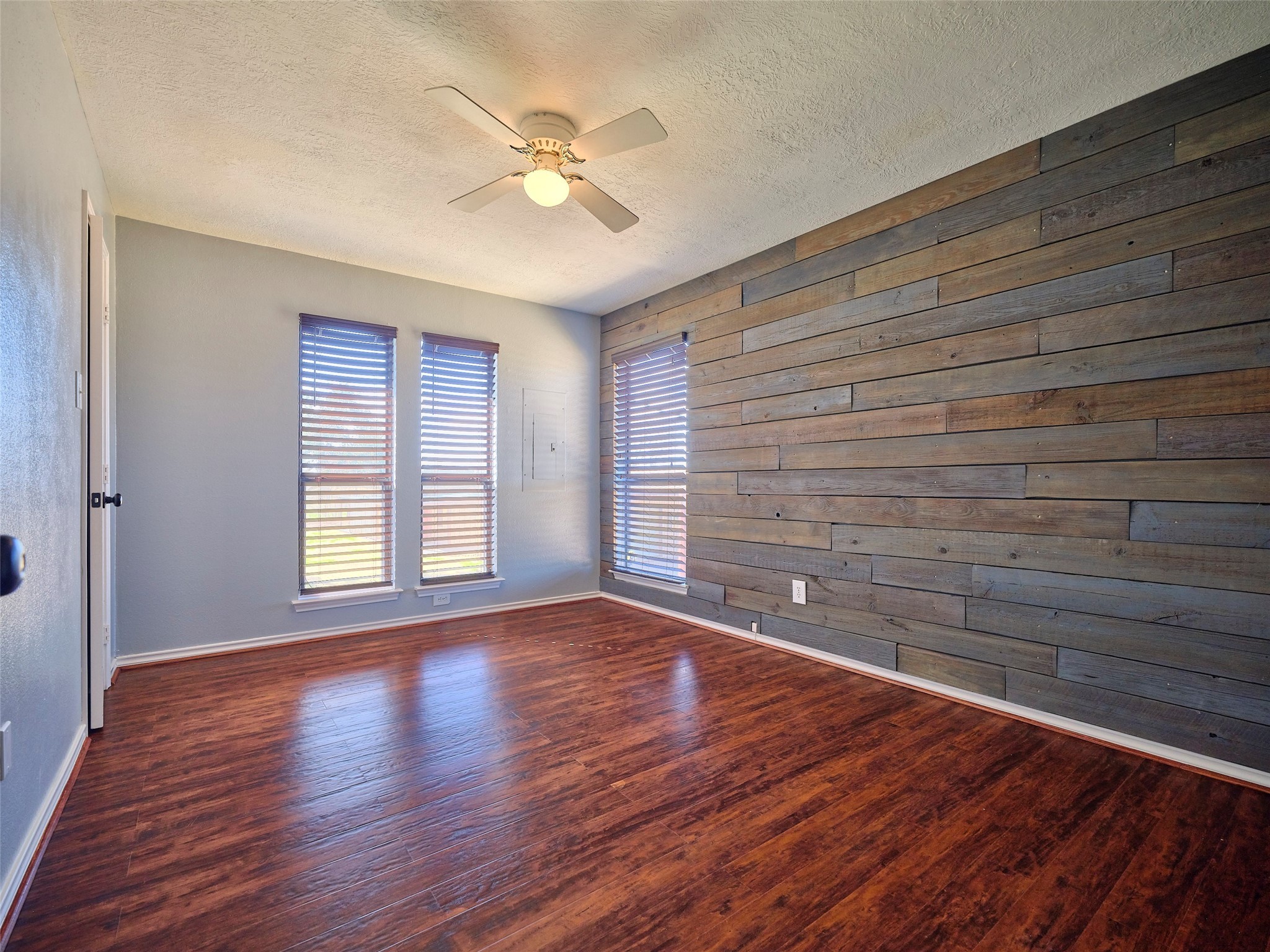 5140 Baker Road Property Photo 26