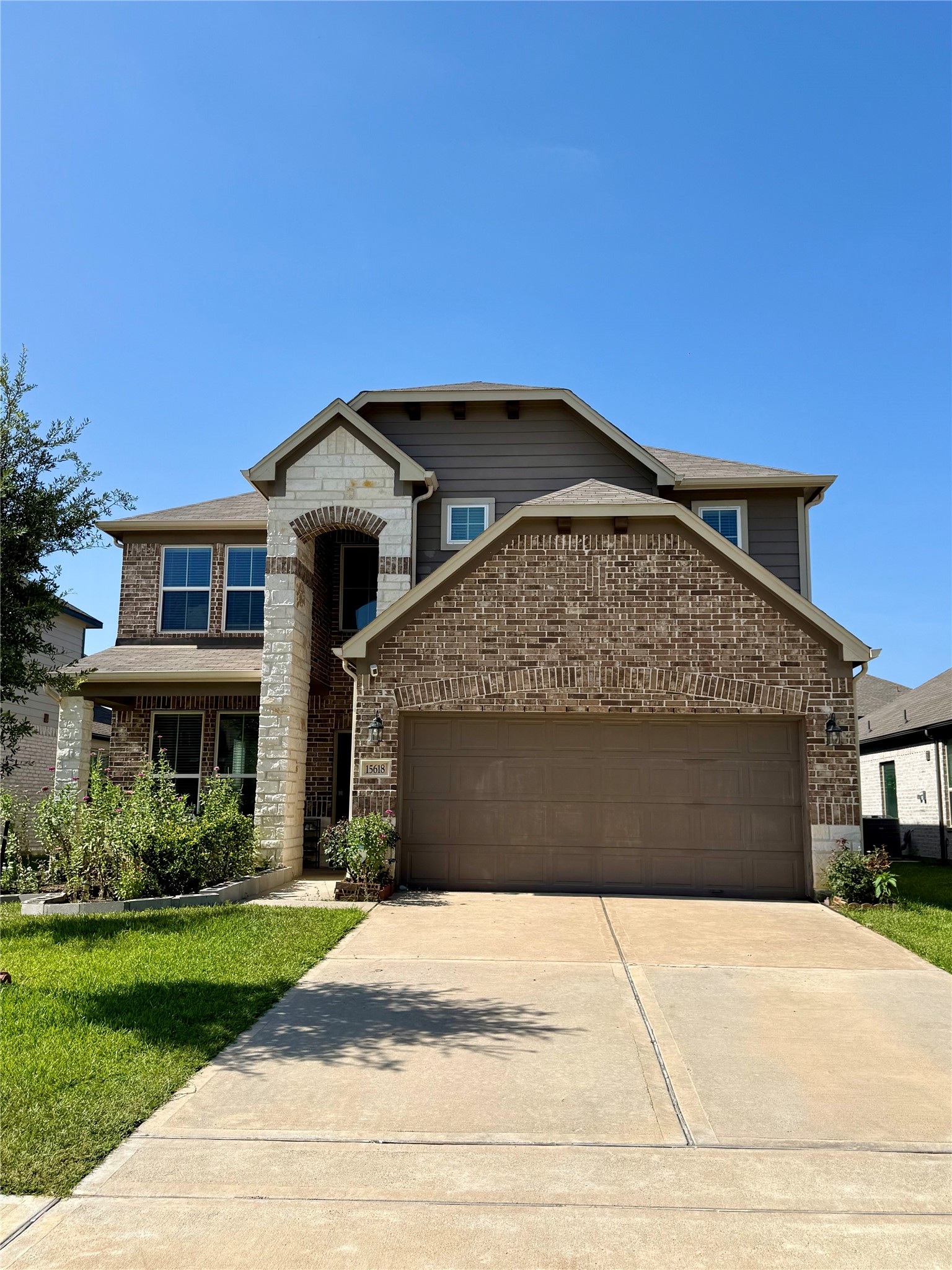 15618 Eastern Meadowlark Wy Property Photo 1
