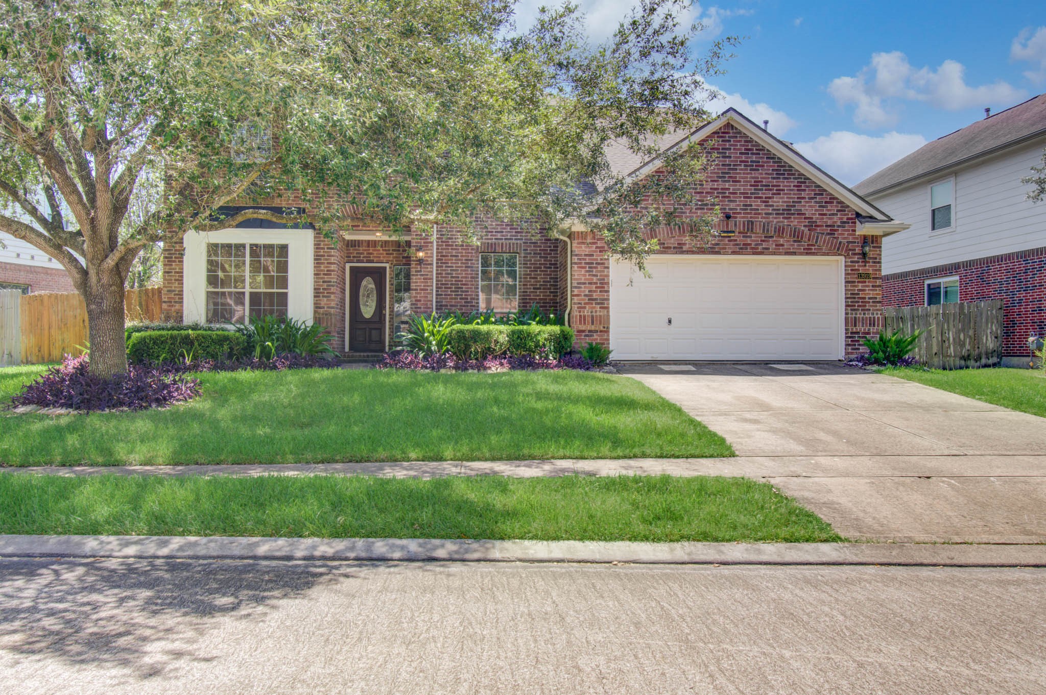 13919 Charterhouse Way Property Photo 1