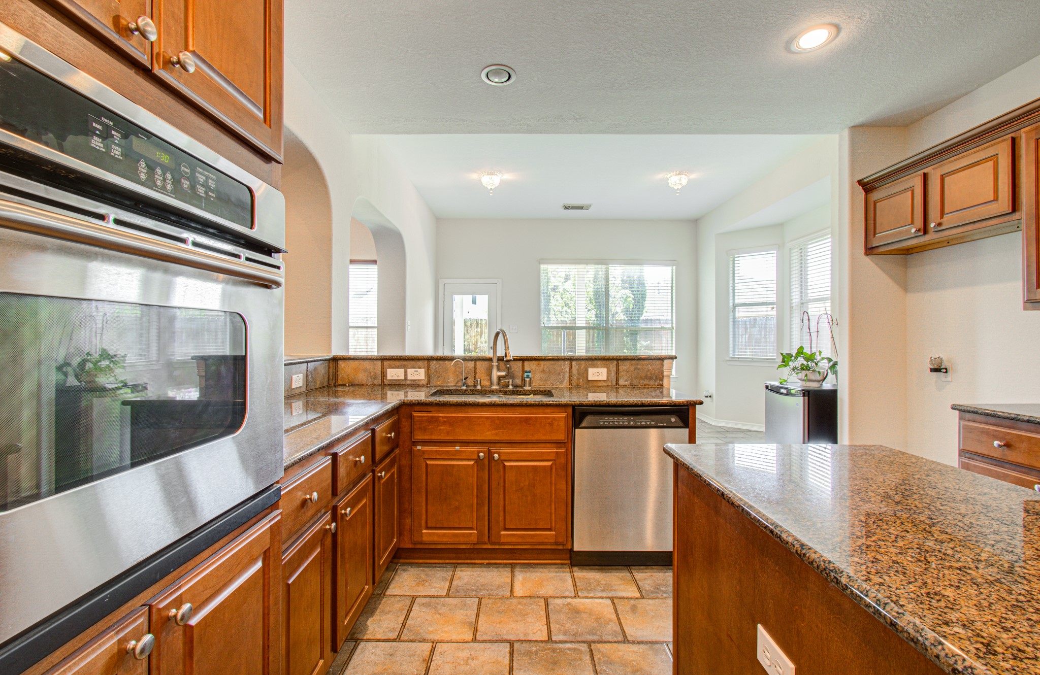 13919 Charterhouse Way Property Photo 16