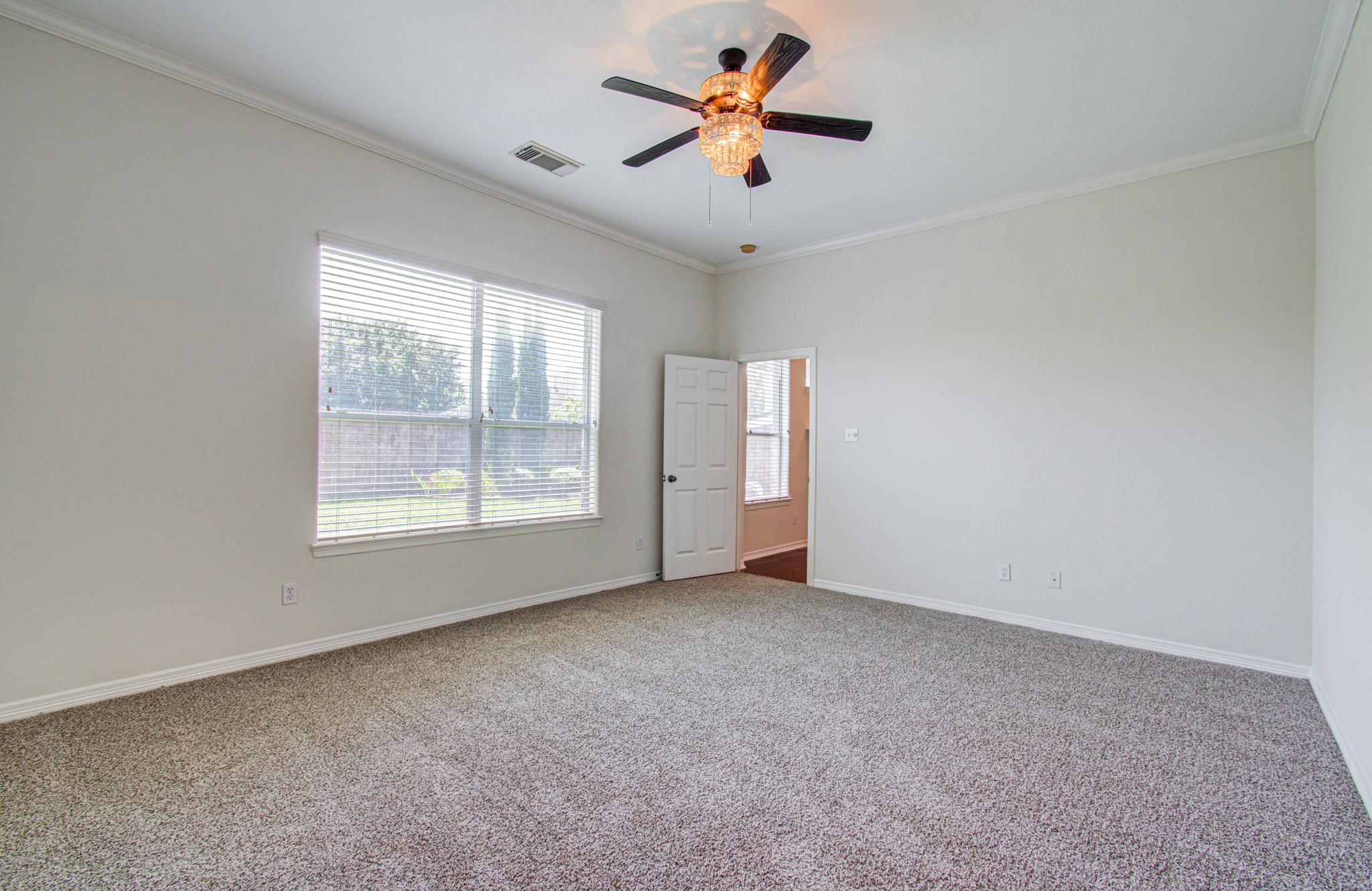13919 Charterhouse Way Property Photo 22