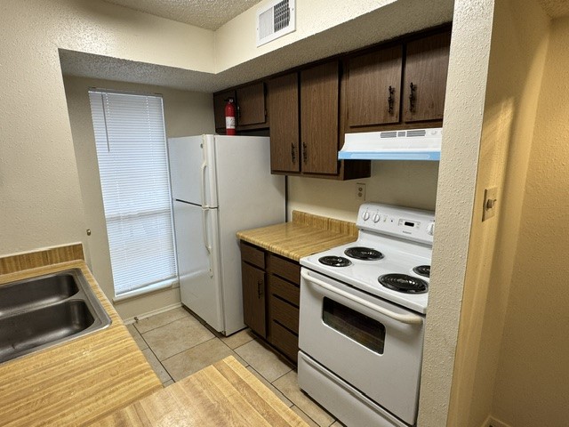 8323 Jorine Drive 8323 Property Photo 7