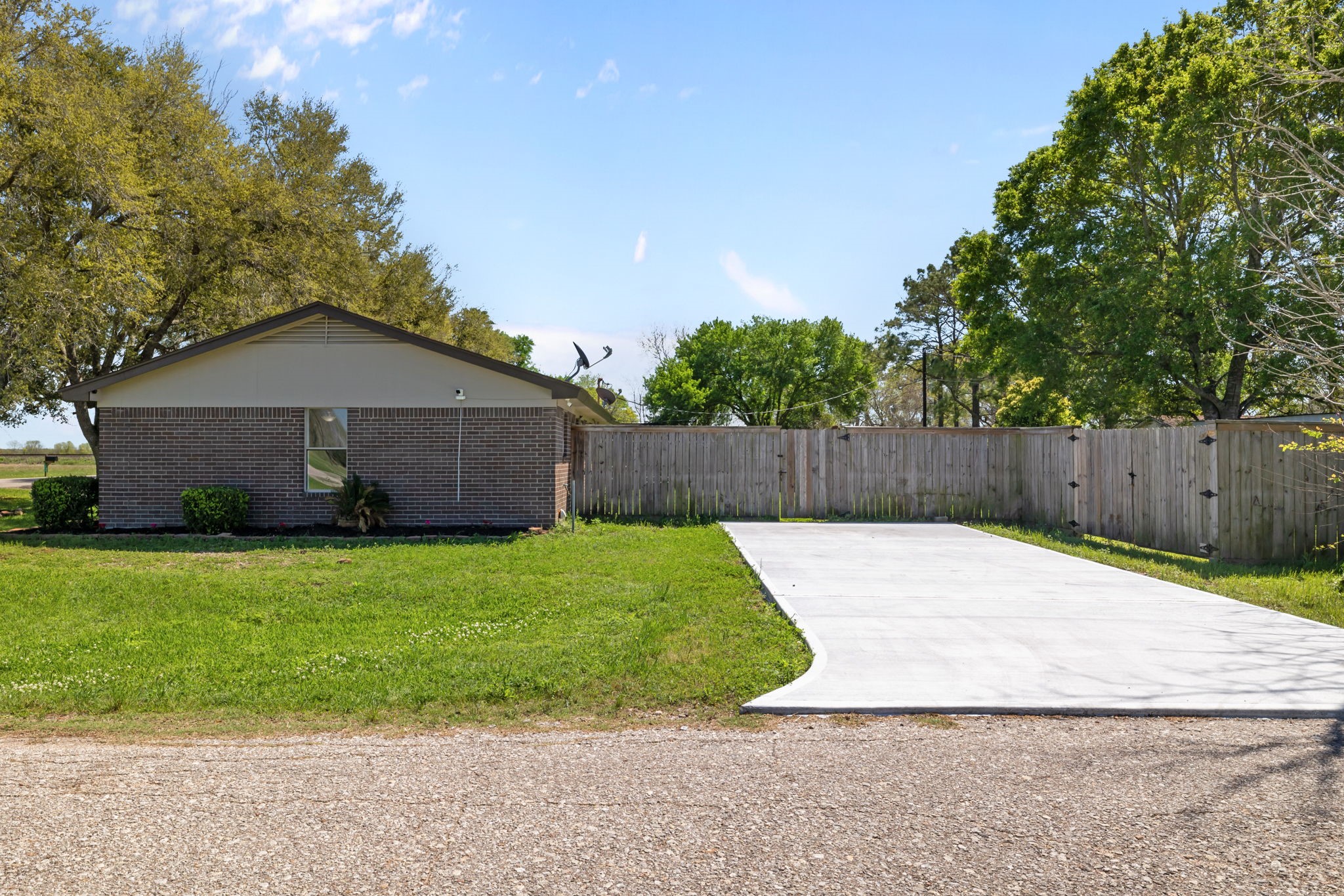 1706 Avenue A Property Photo 5