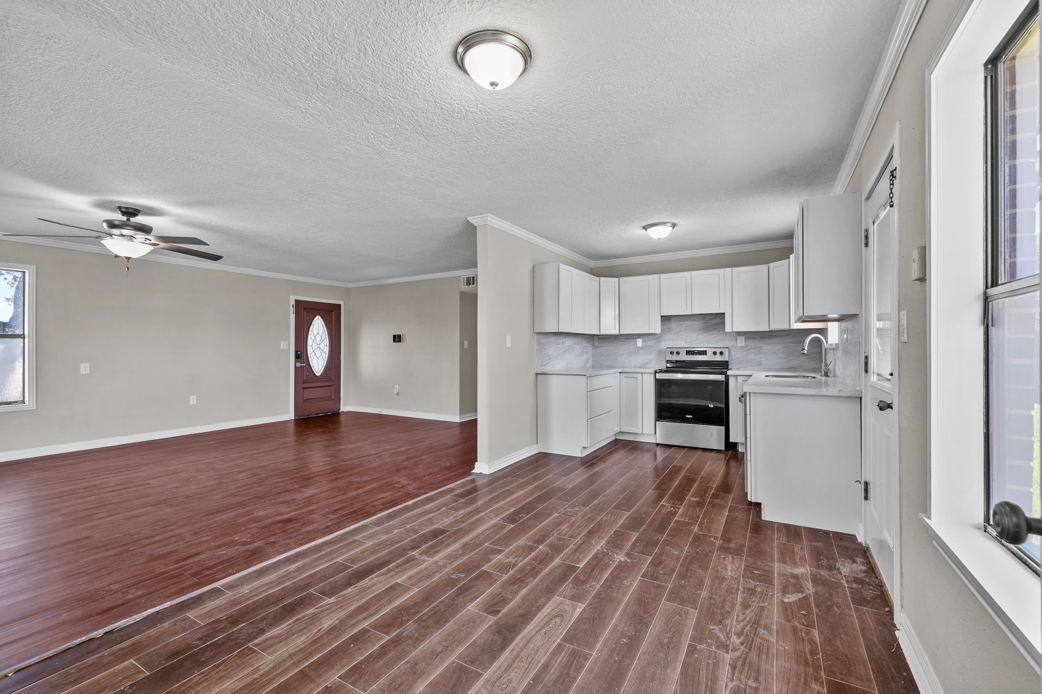 1706 Avenue A Property Photo 11