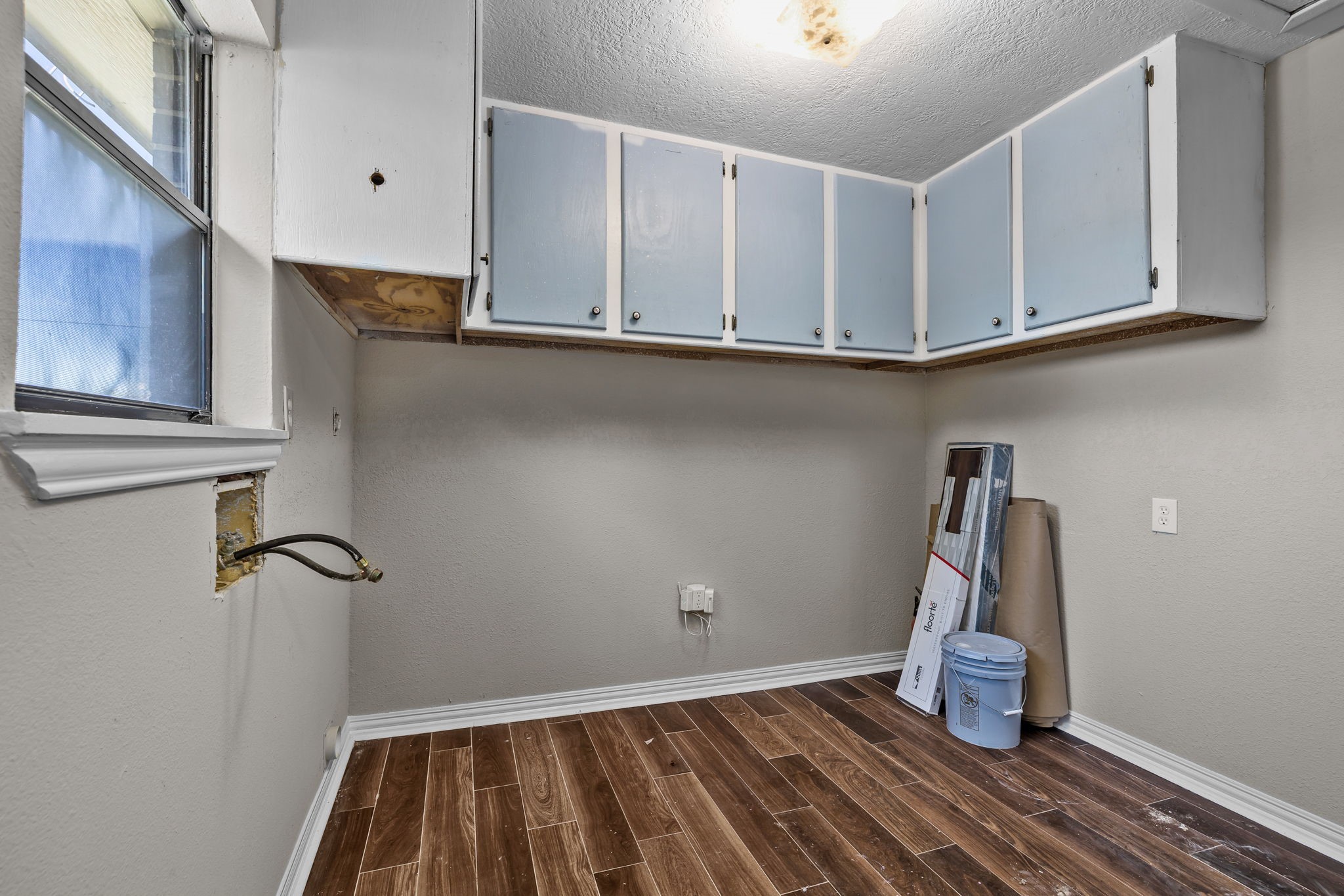 1706 Avenue A Property Photo 14