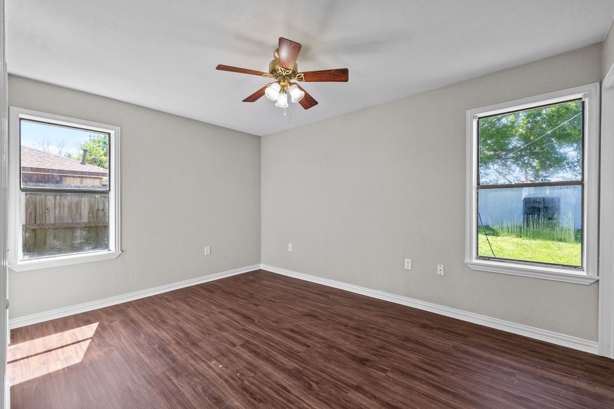 1706 Avenue A Property Photo 15