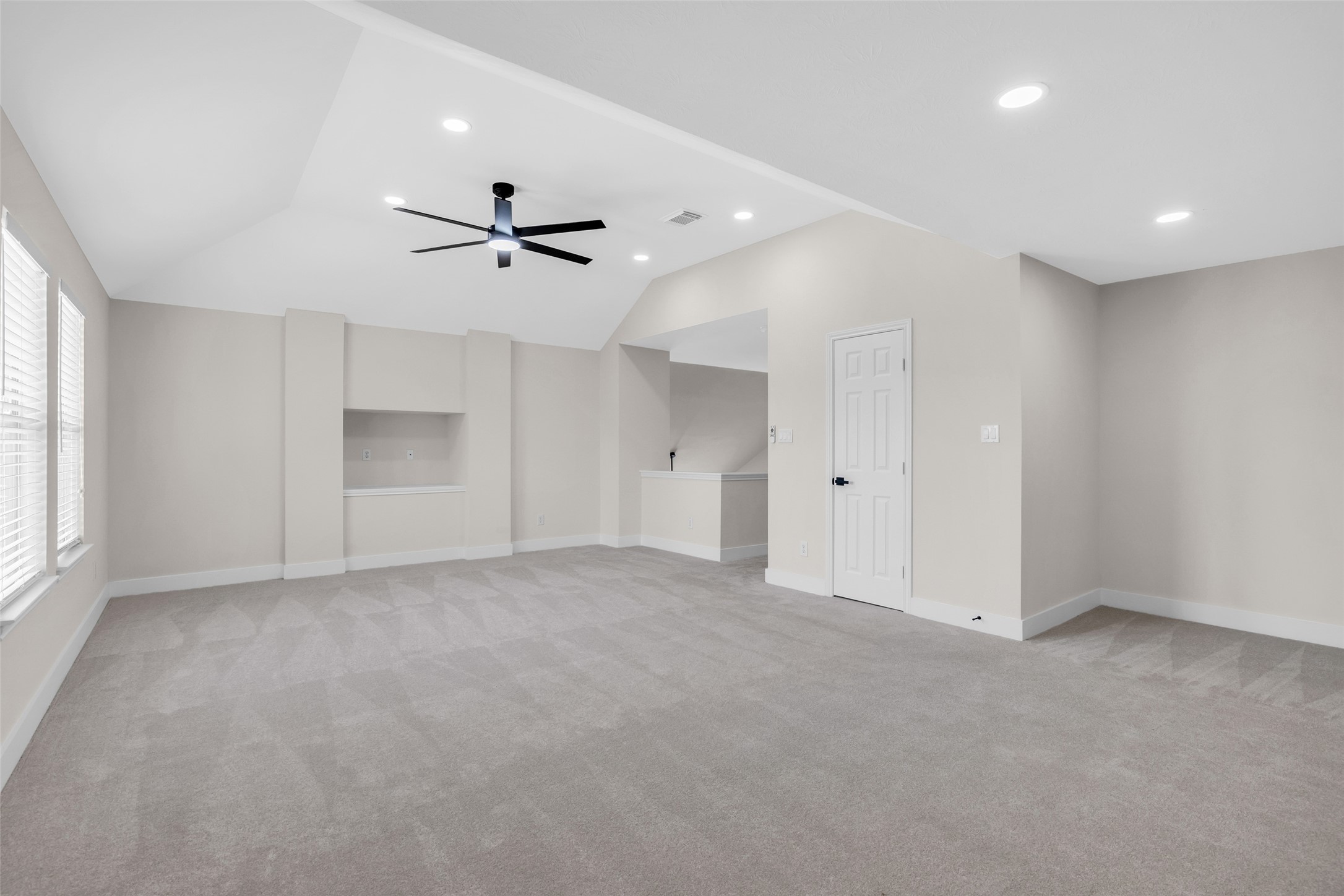 22002 Madera Canyon Court Property Photo 34
