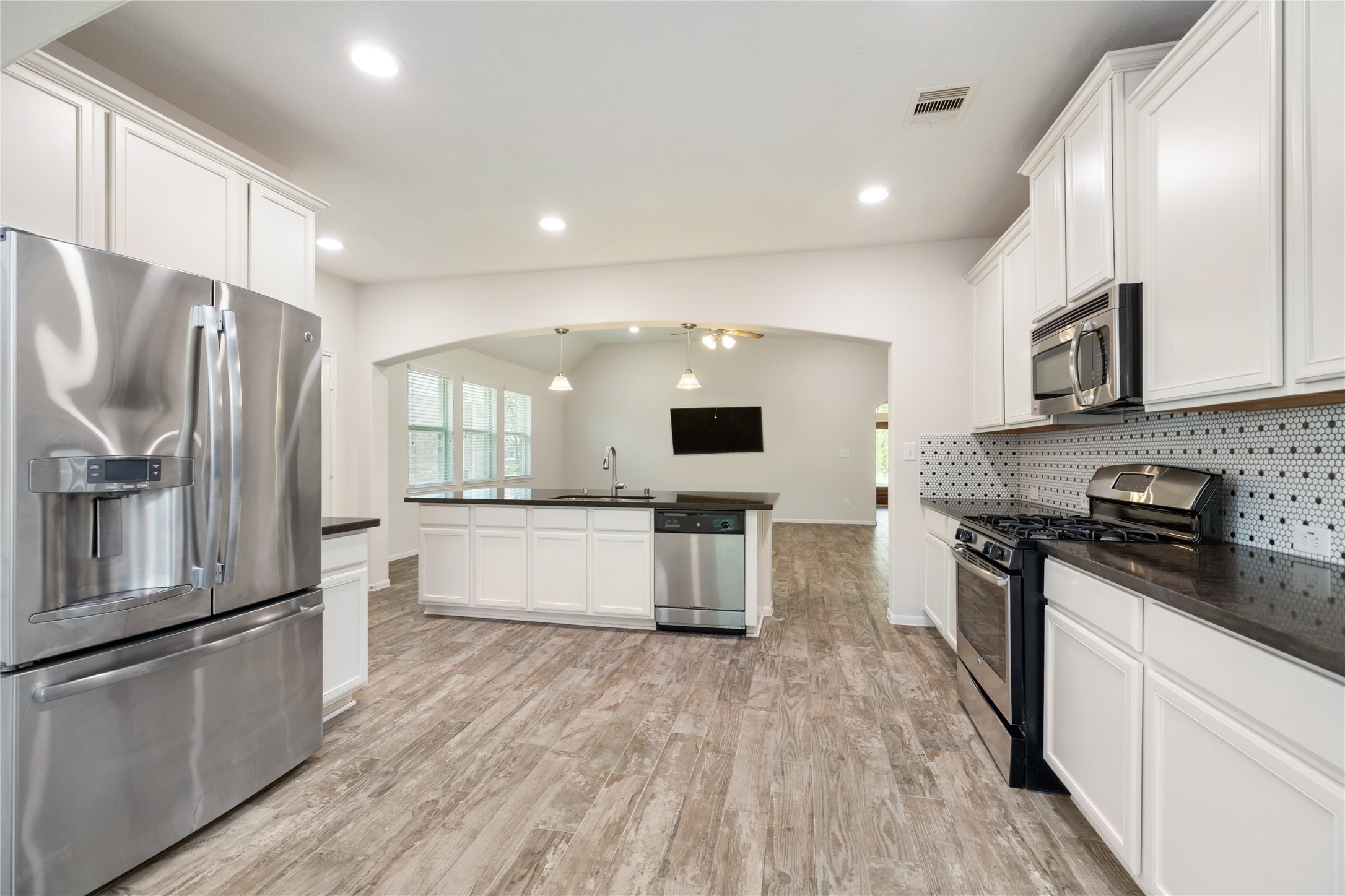 350 American Black Bear Drive Property Photo 10