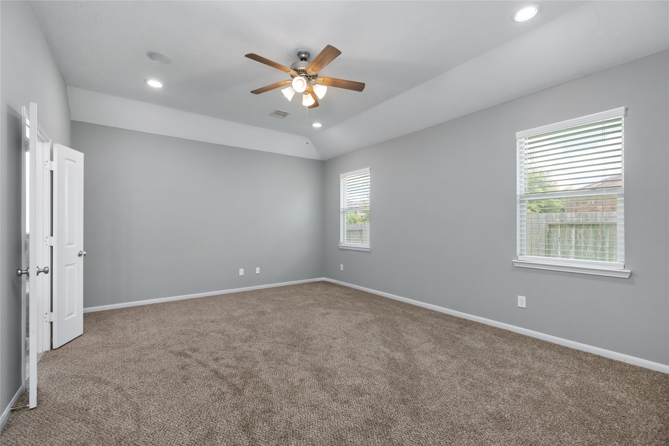 350 American Black Bear Drive Property Photo 16